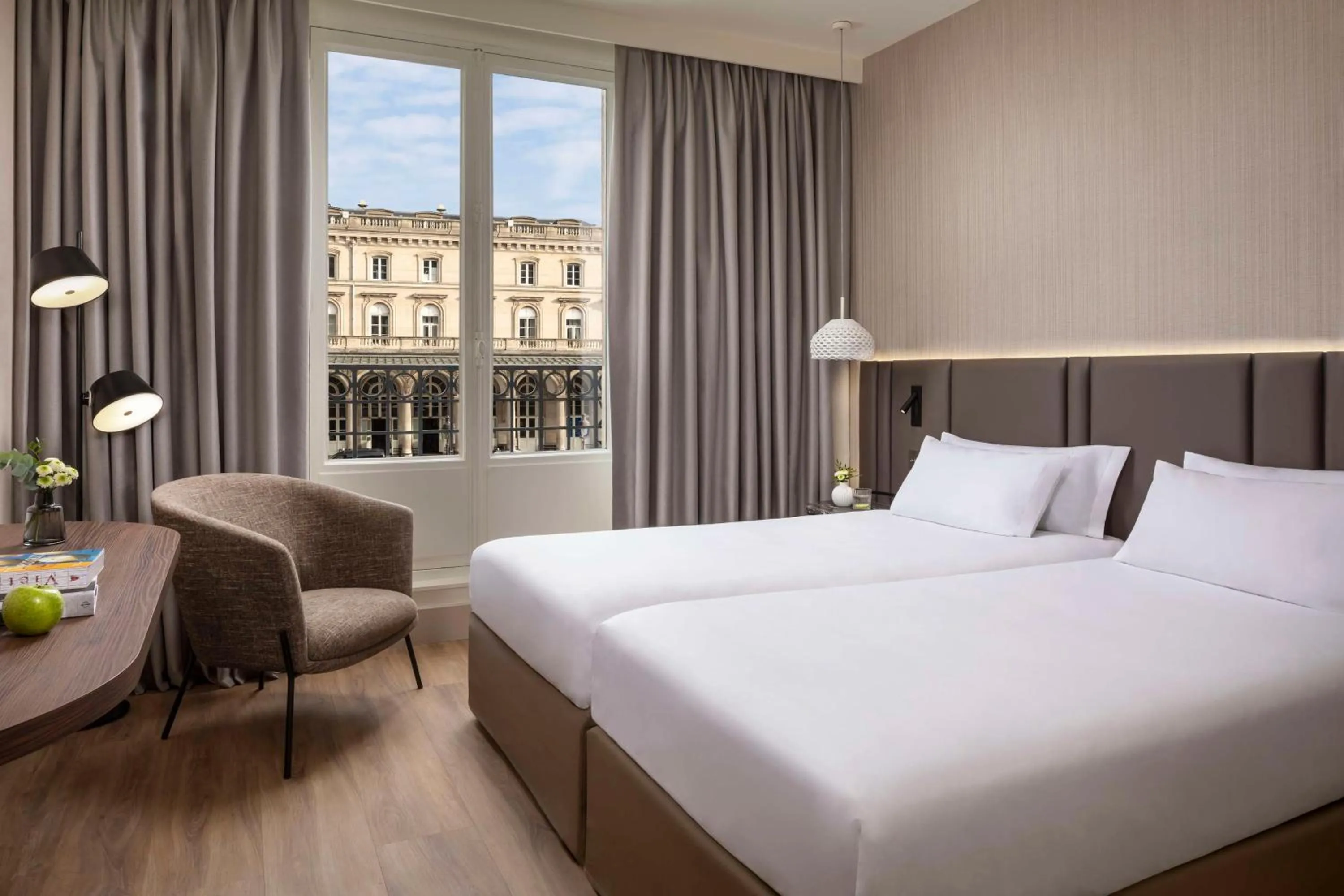 Bedroom, Bed in Holiday Inn Paris Gare de l'Est, an IHG Hotel