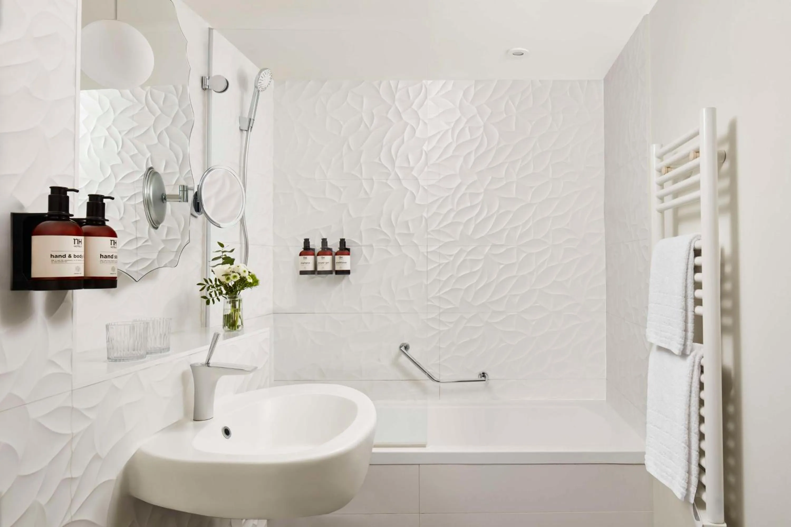 Bathroom in Holiday Inn Paris Gare de l'Est, an IHG Hotel