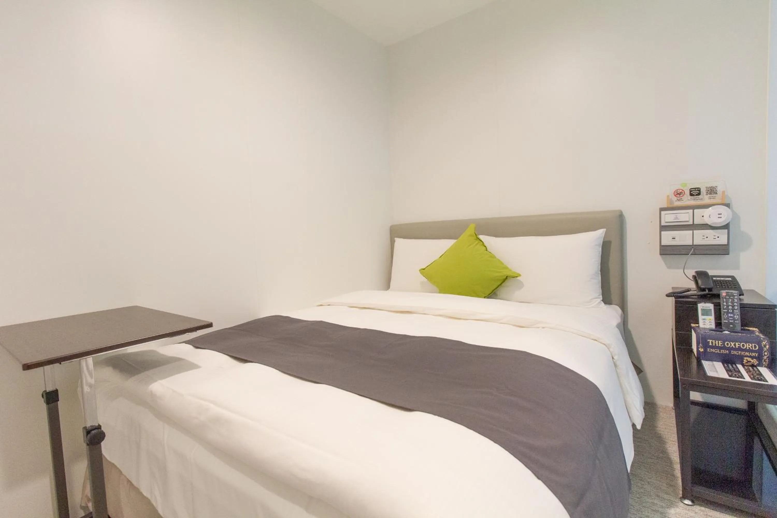 bunk bed, Bed in T.O. Hotel - Taipei station