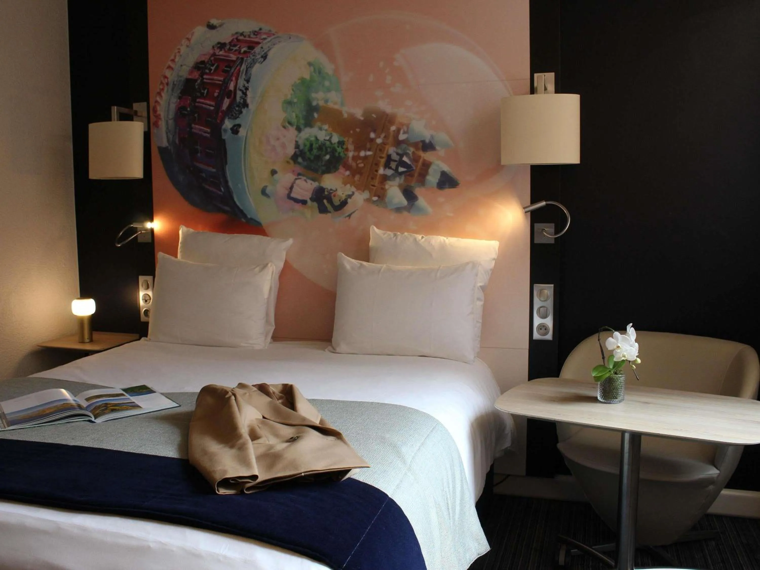 Bedroom, Bed in Mercure Toulouse Centre Saint-Georges