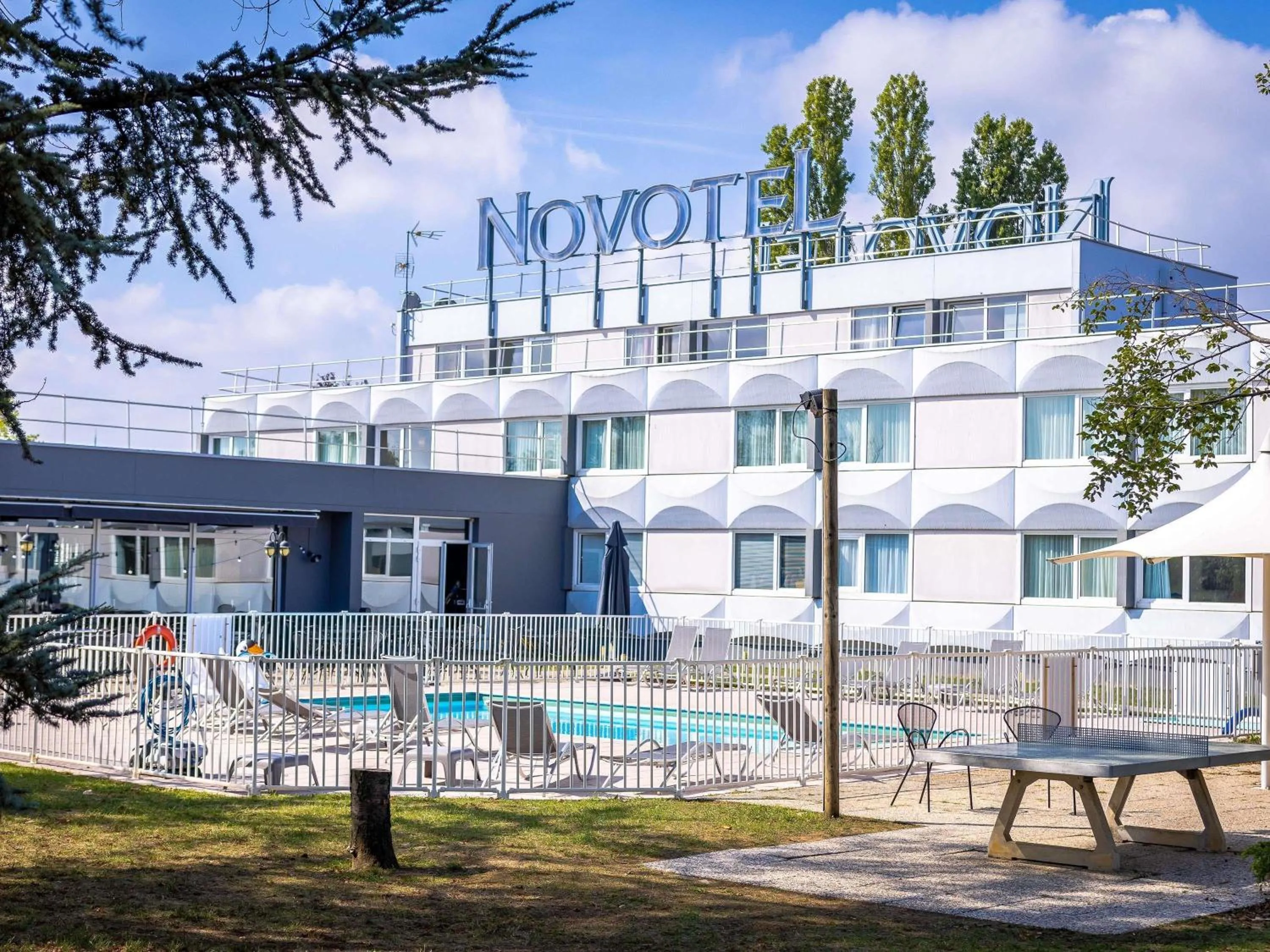 Pool view in Novotel Mulhouse Bâle Fribourg