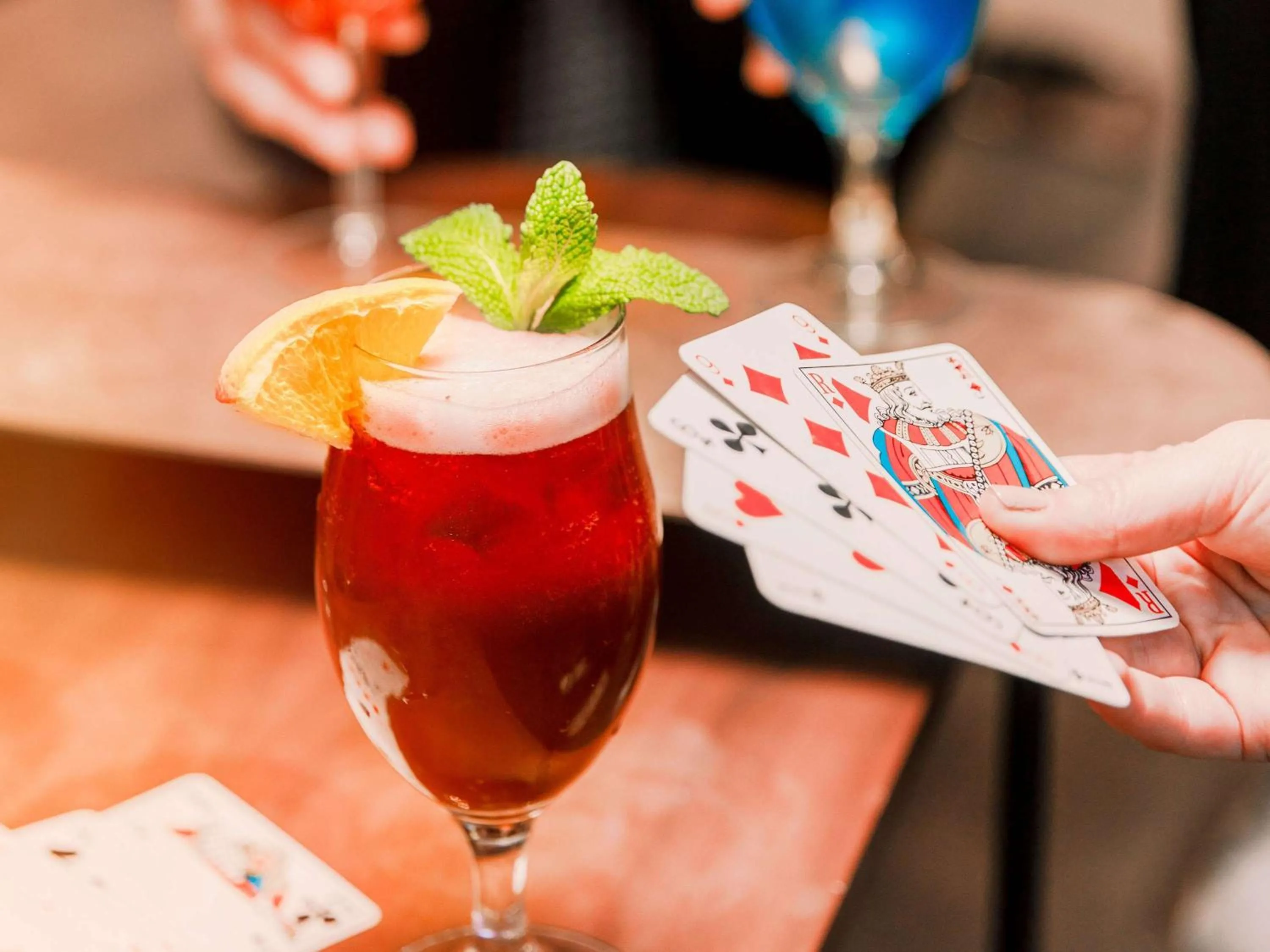 Lounge or bar in Pullman Paris La Défense