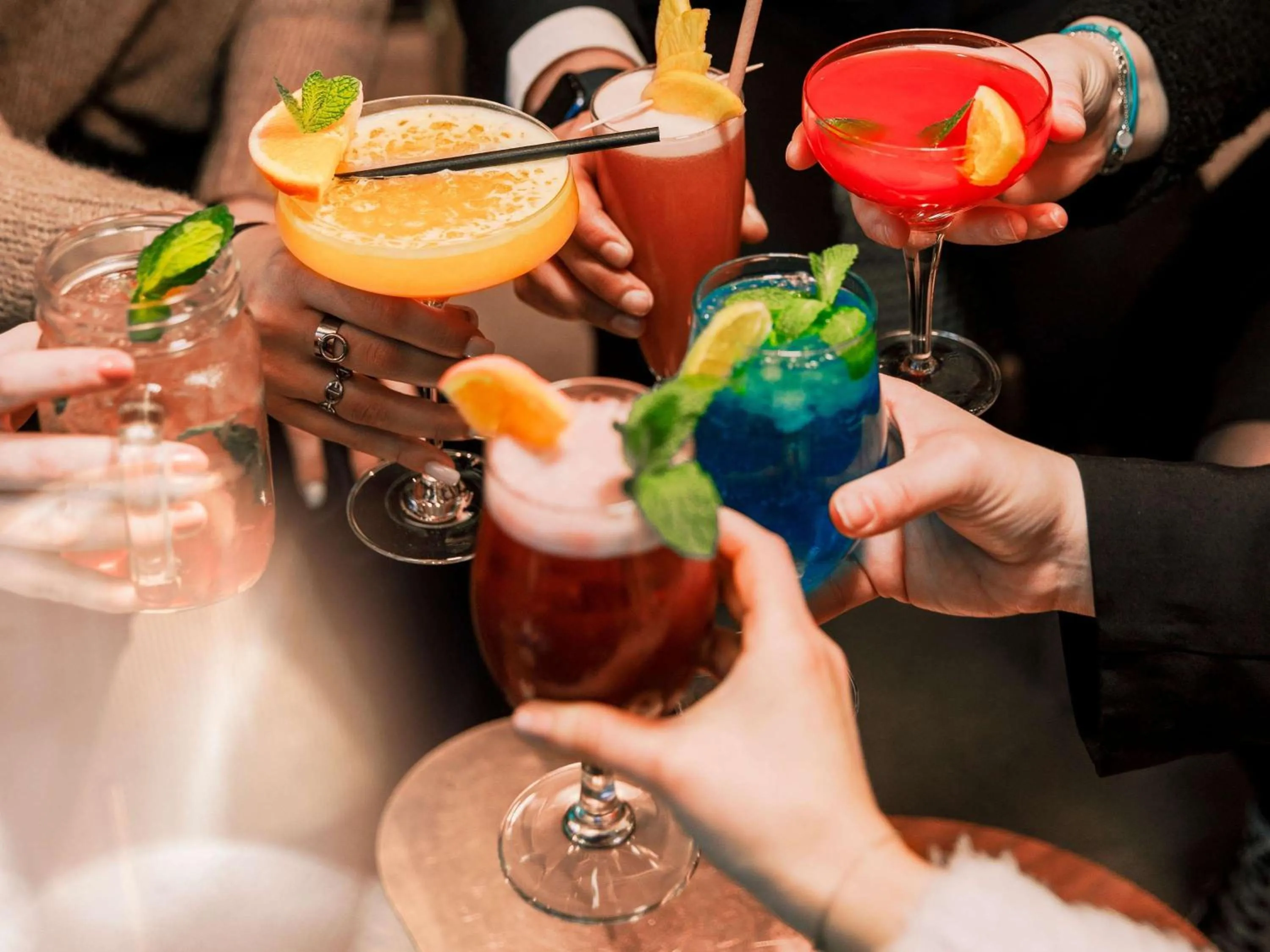 Restaurant/places to eat in Pullman Paris La Défense