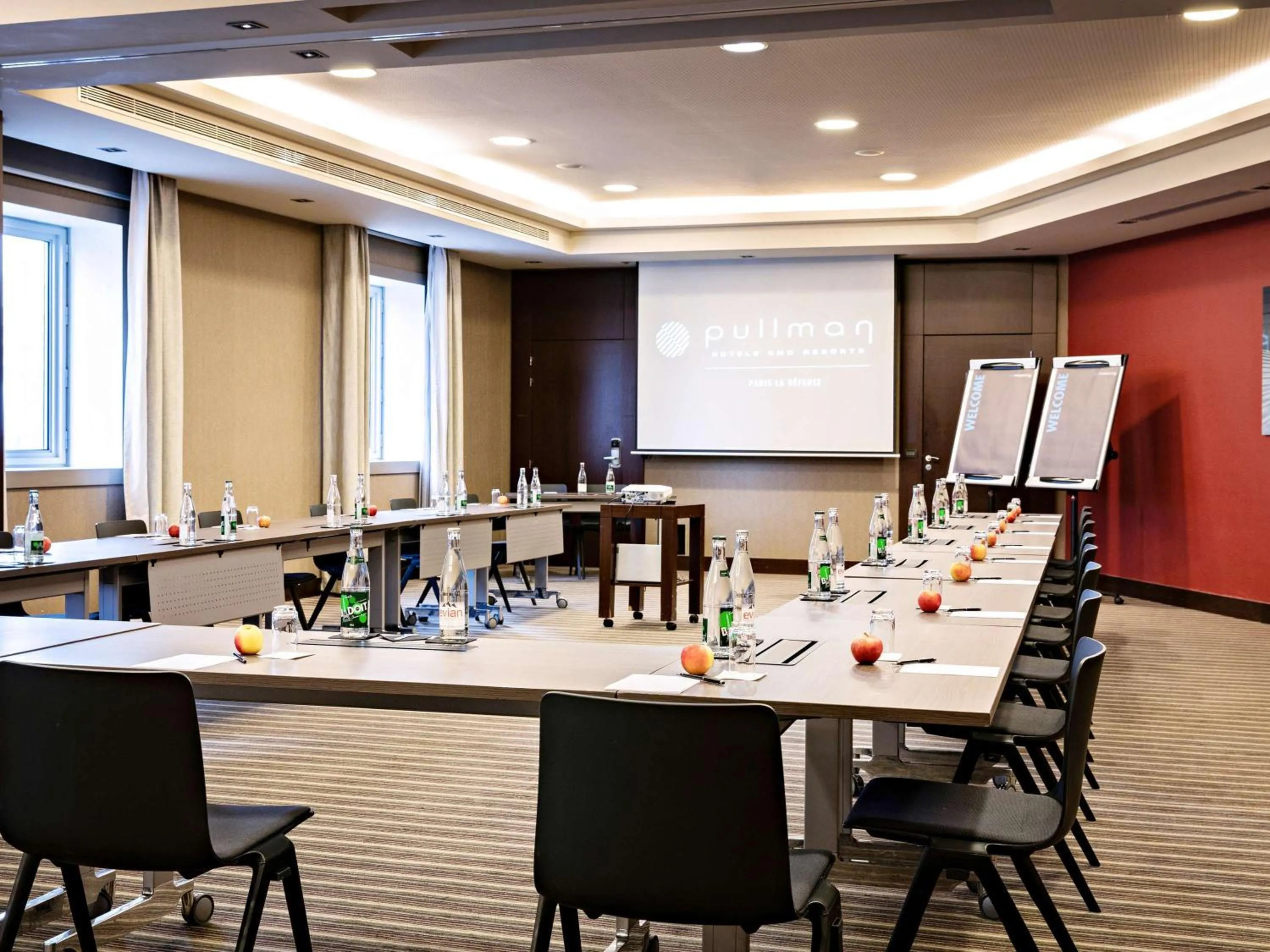Meeting/conference room in Pullman Paris La Défense