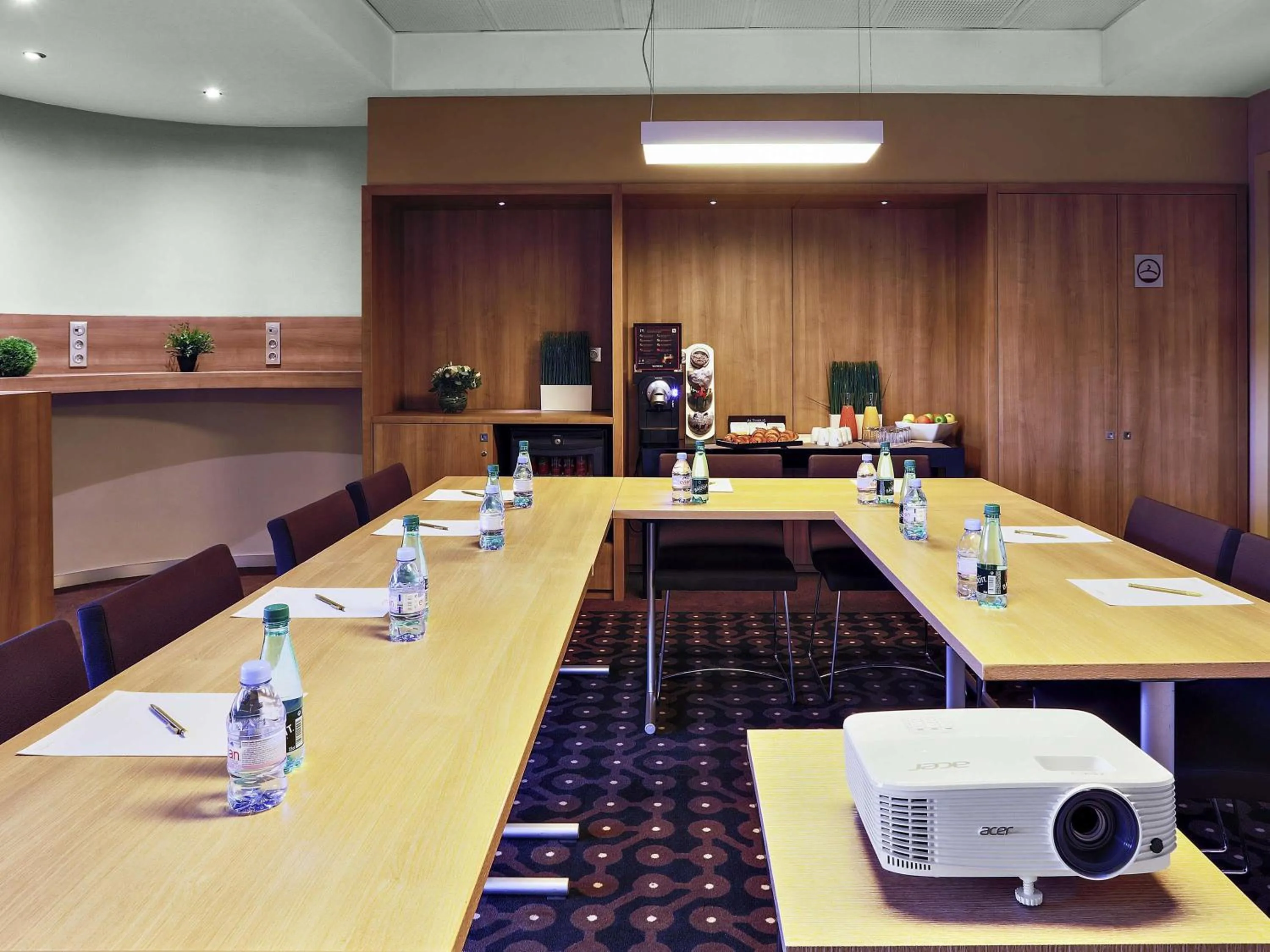 Meeting/conference room in Mercure Paris Vaugirard Porte De Versailles