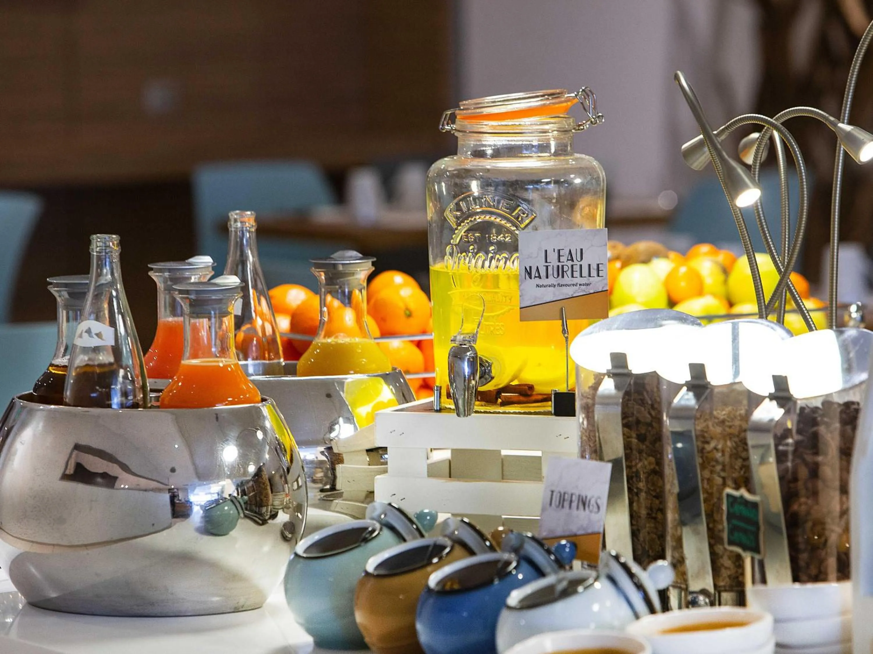 Property building in Mercure Paris Vaugirard Porte De Versailles