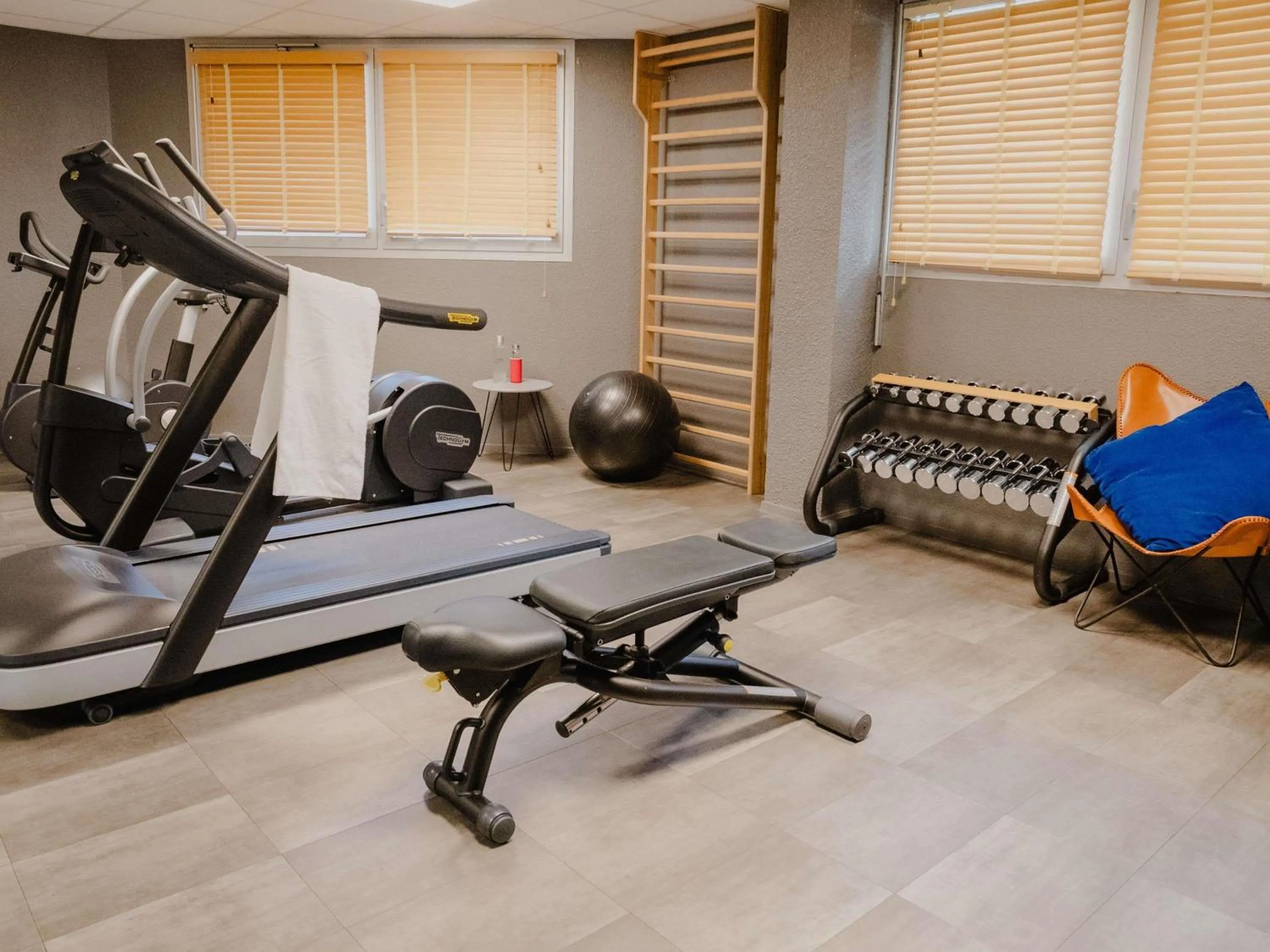 Fitness centre/facilities in Mercure Le Havre Centre Bassin Du Commerce