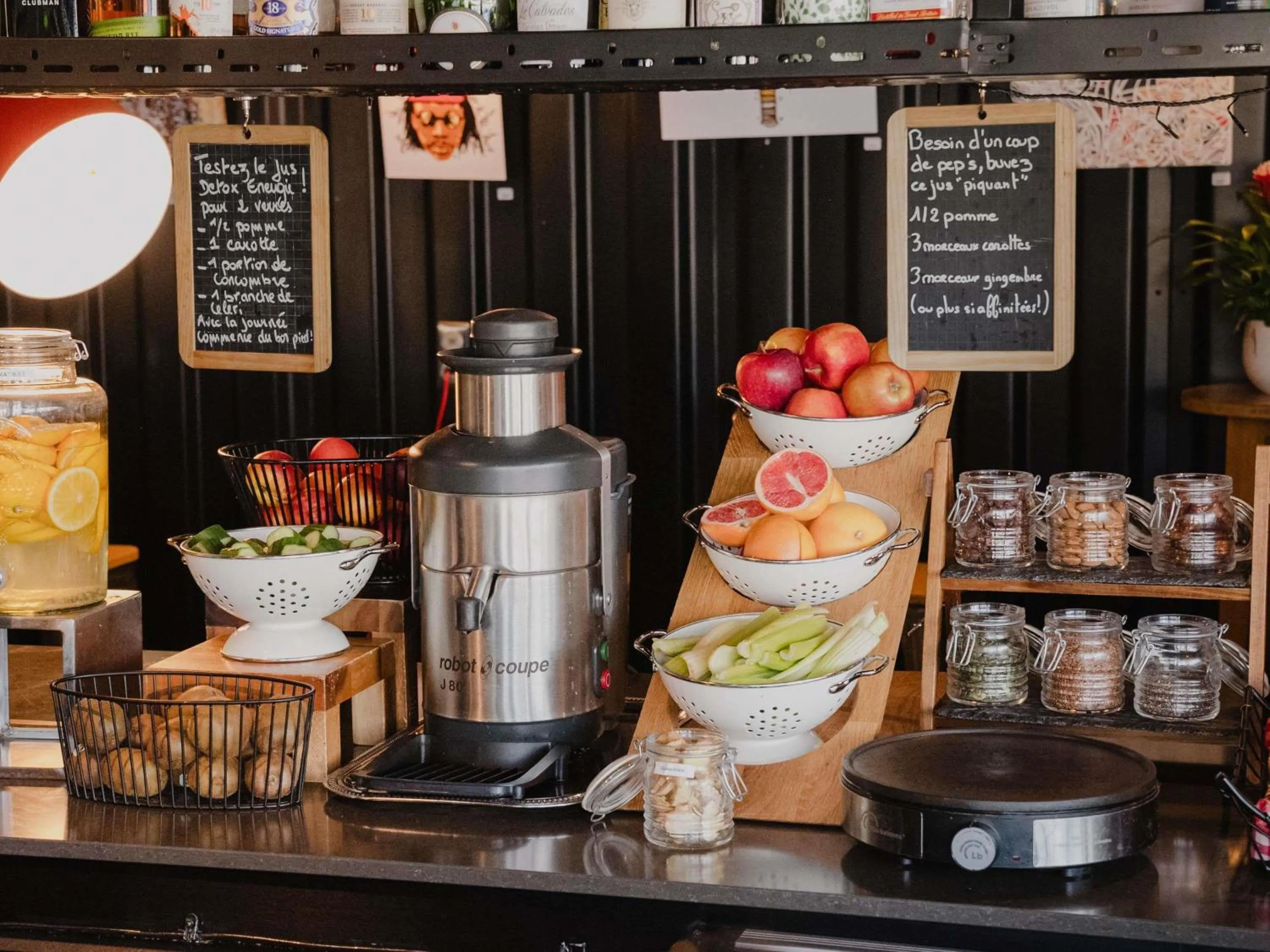 Breakfast in Mercure Le Havre Centre Bassin Du Commerce