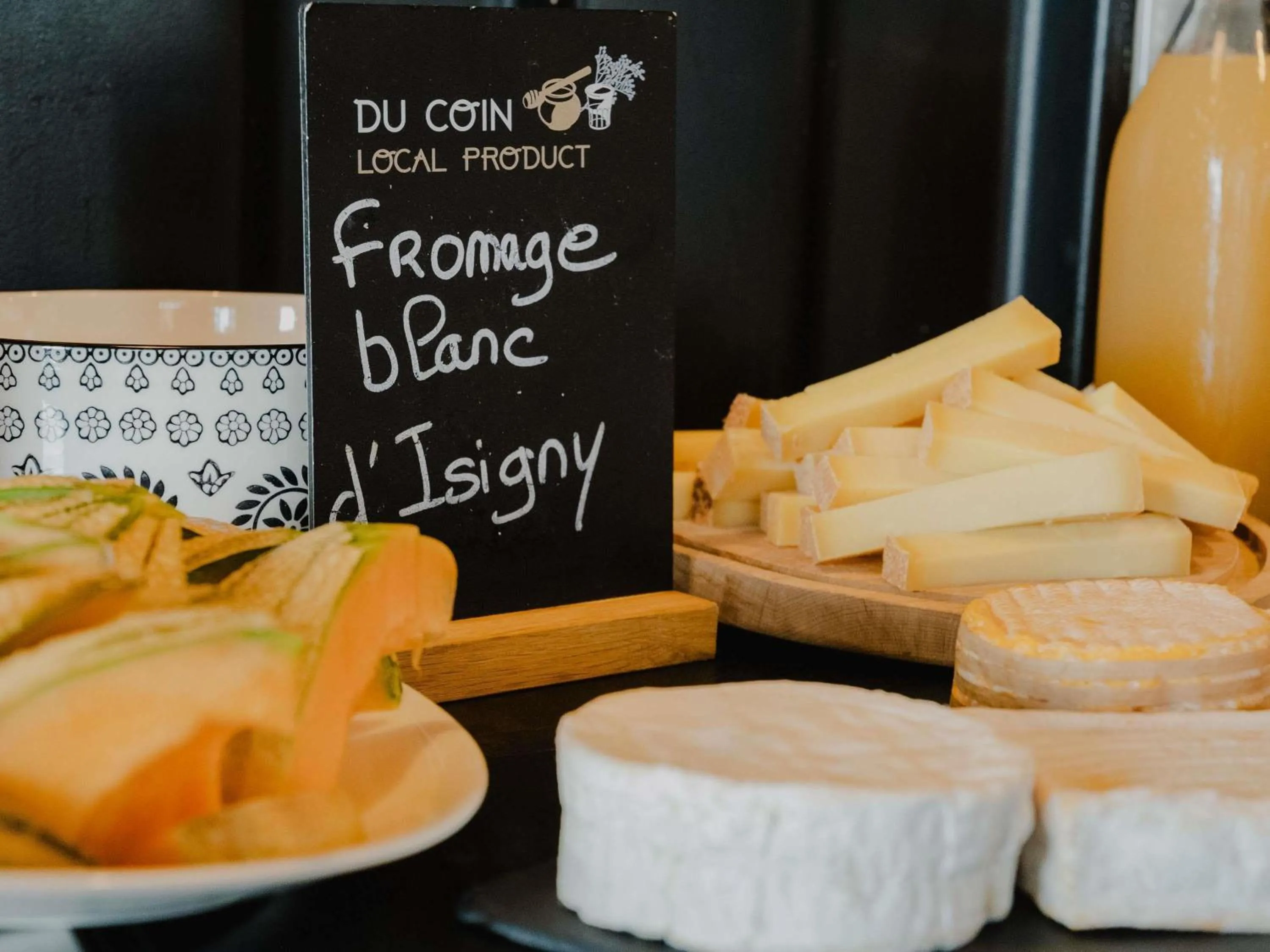 Breakfast in Mercure Le Havre Centre Bassin Du Commerce