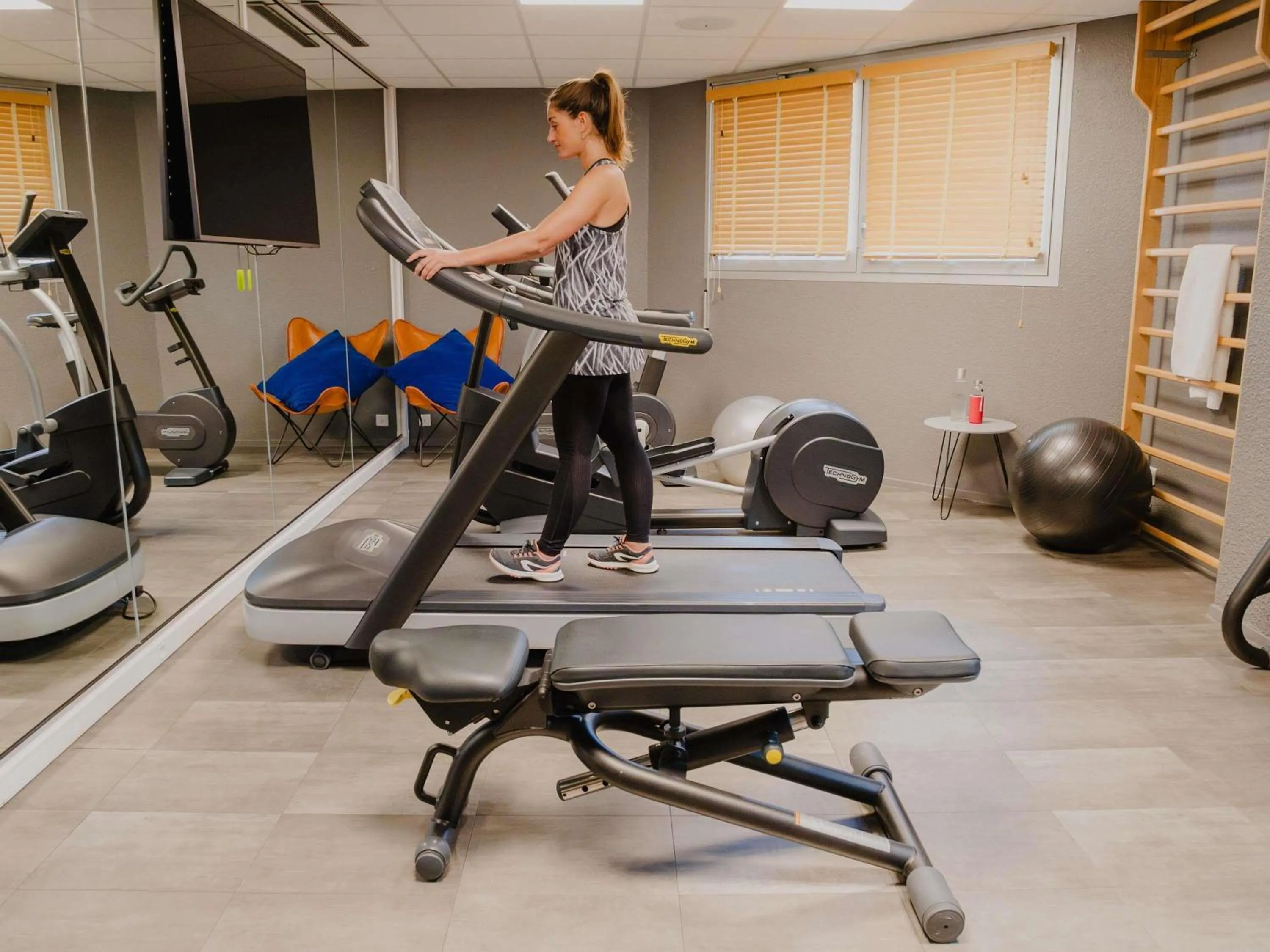 Fitness centre/facilities in Mercure Le Havre Centre Bassin Du Commerce