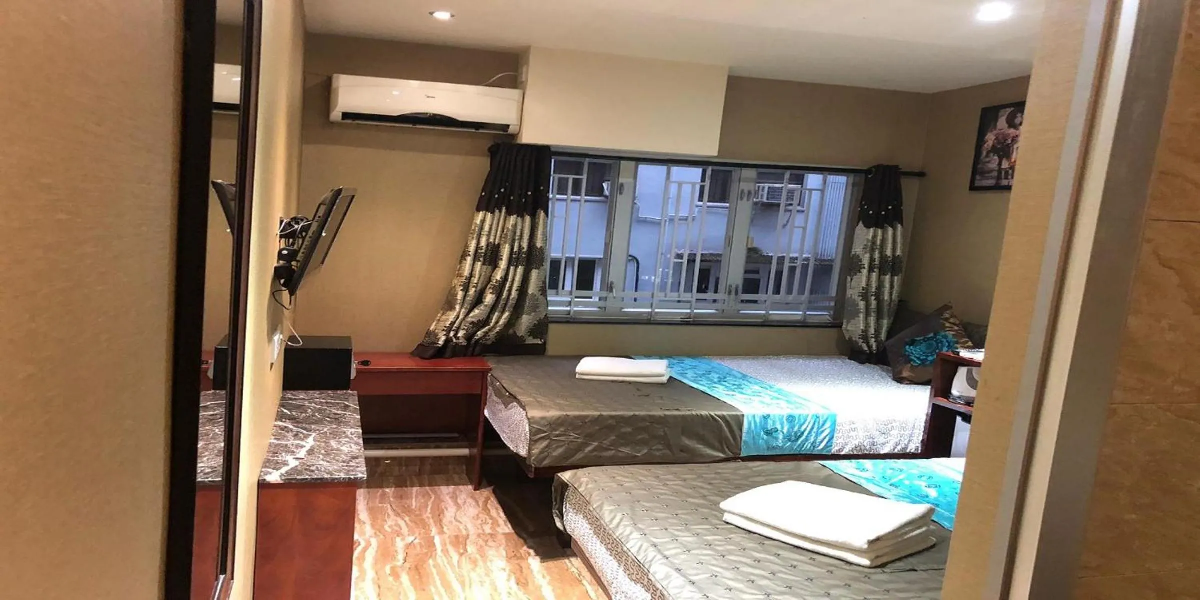 Photo of the whole room, Bed in Rich Hostel