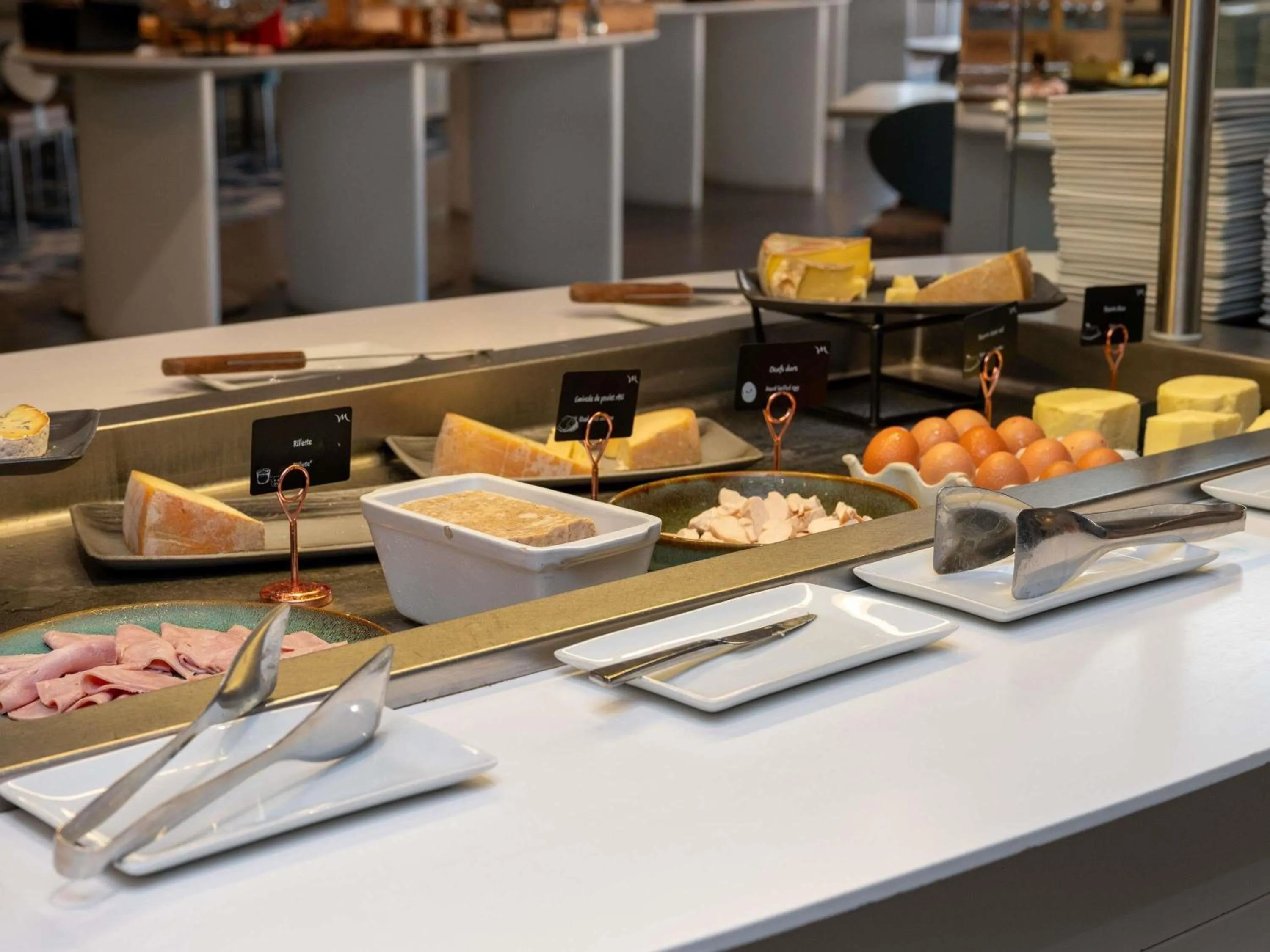 Breakfast in Mercure Marseille Centre Vieux Port