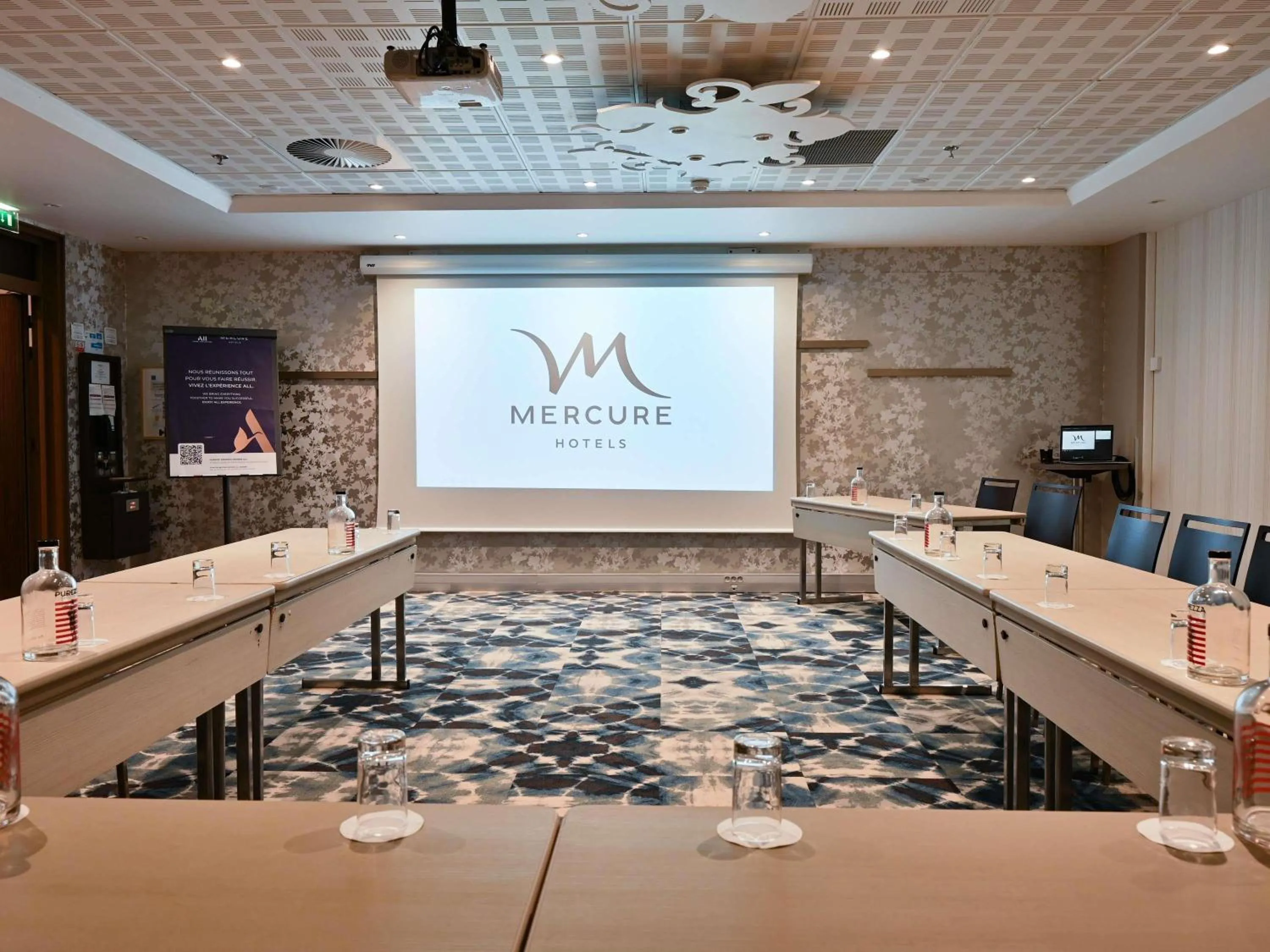 Meeting/conference room in Mercure Marseille Centre Vieux Port