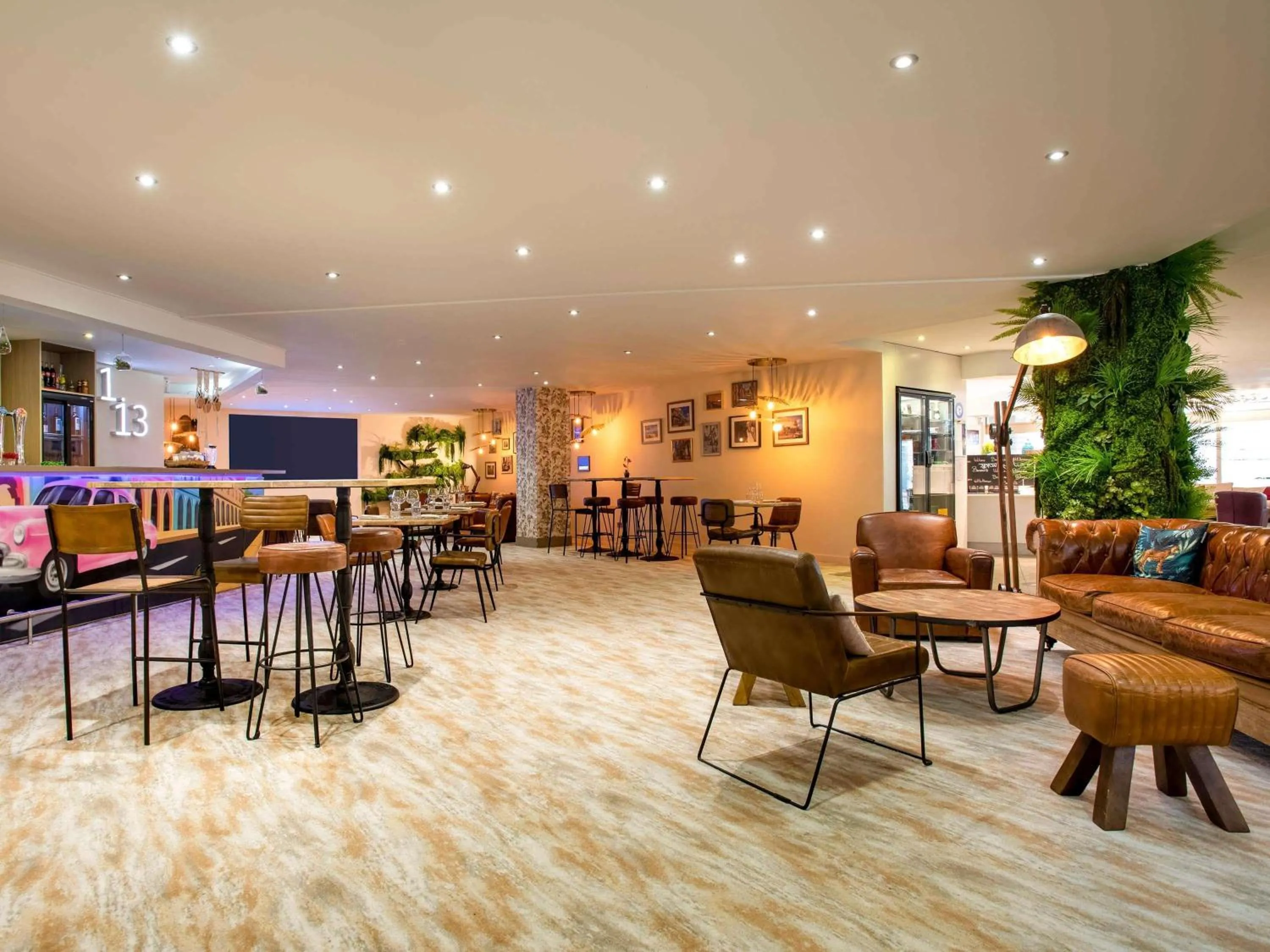 Property building in Mercure Marseille Centre Vieux Port