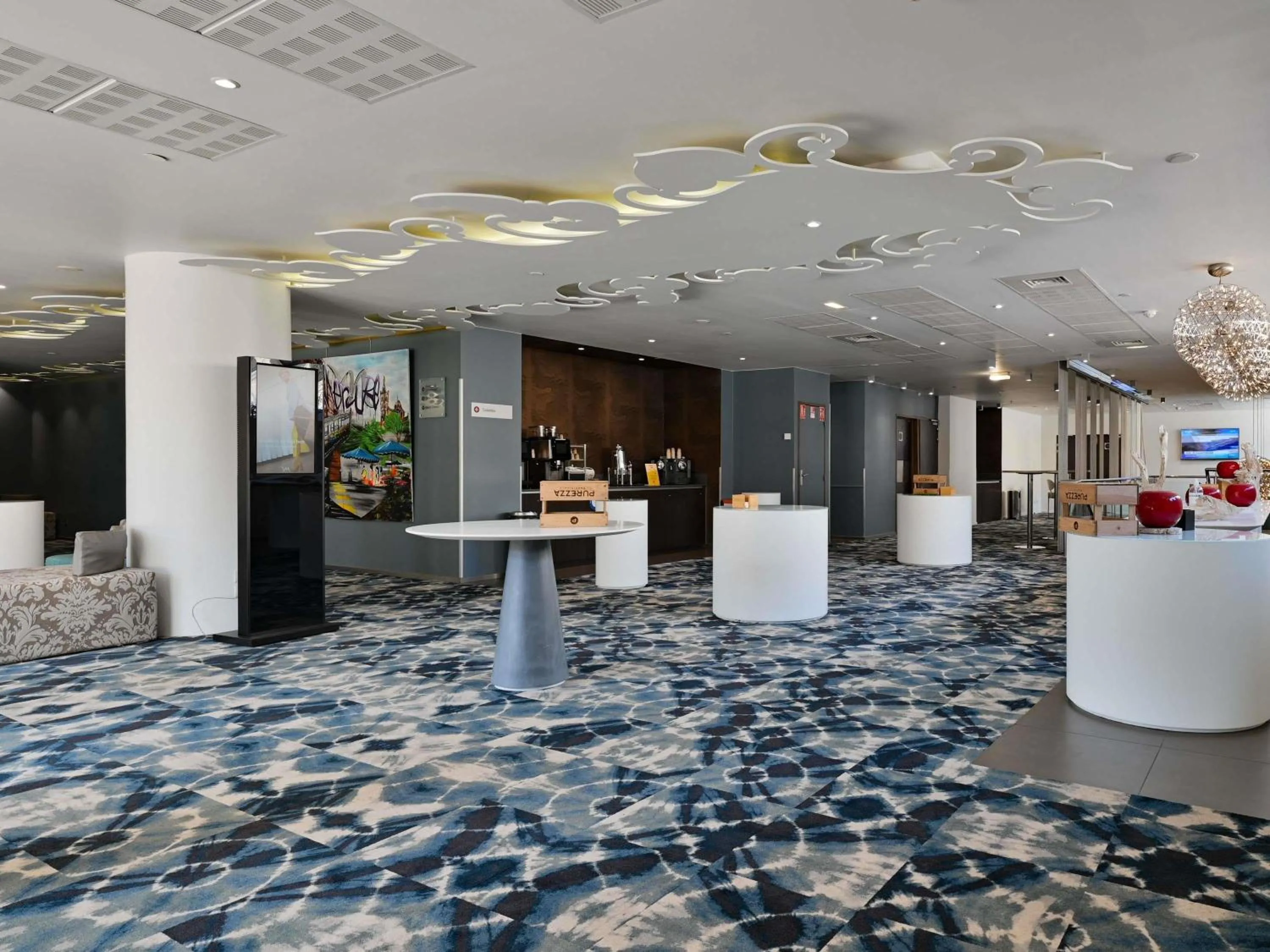 Business facilities in Mercure Marseille Centre Vieux Port
