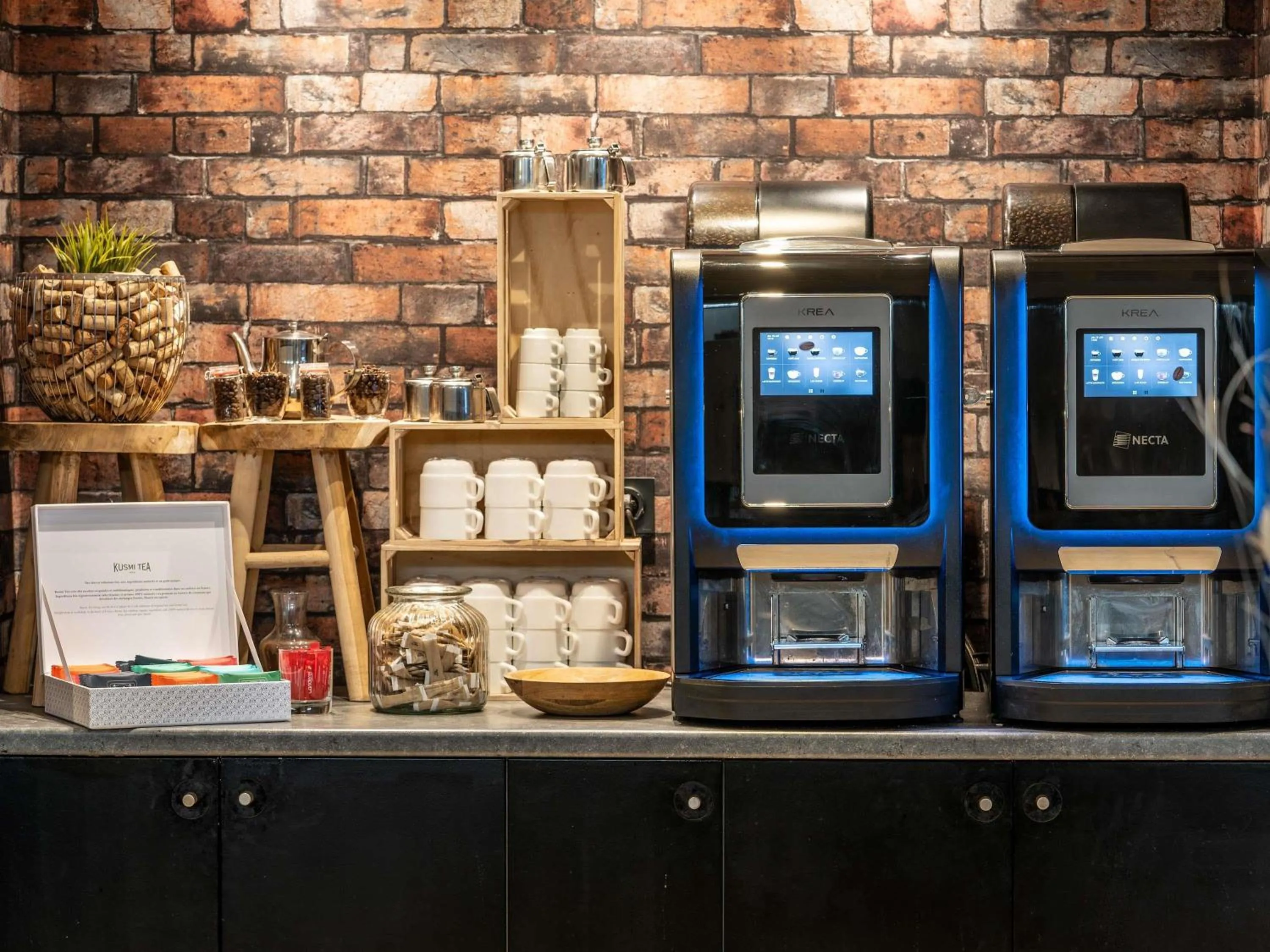 Breakfast in Mercure Le Mans Centre