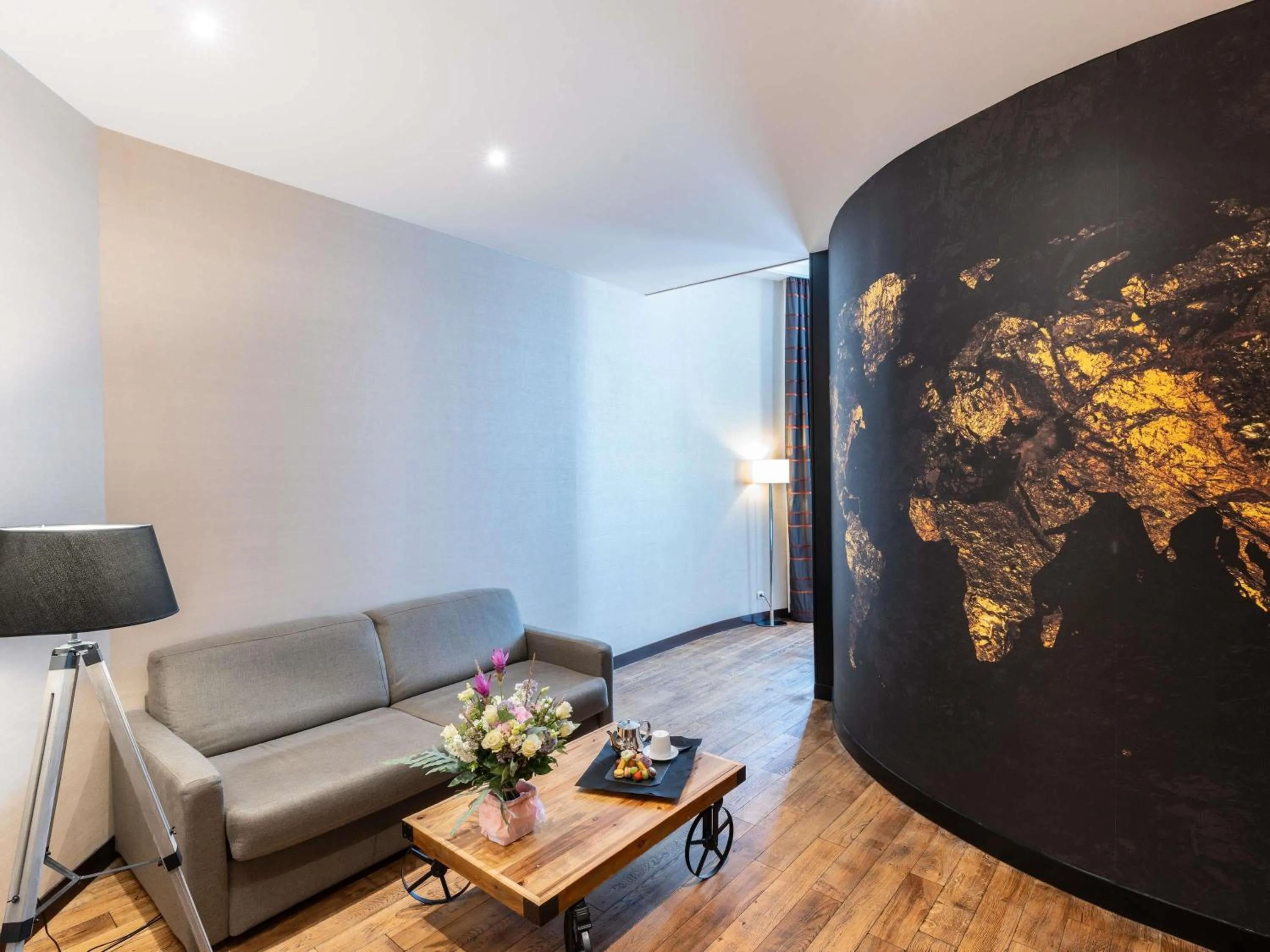 Bedroom in Mercure Le Mans Centre