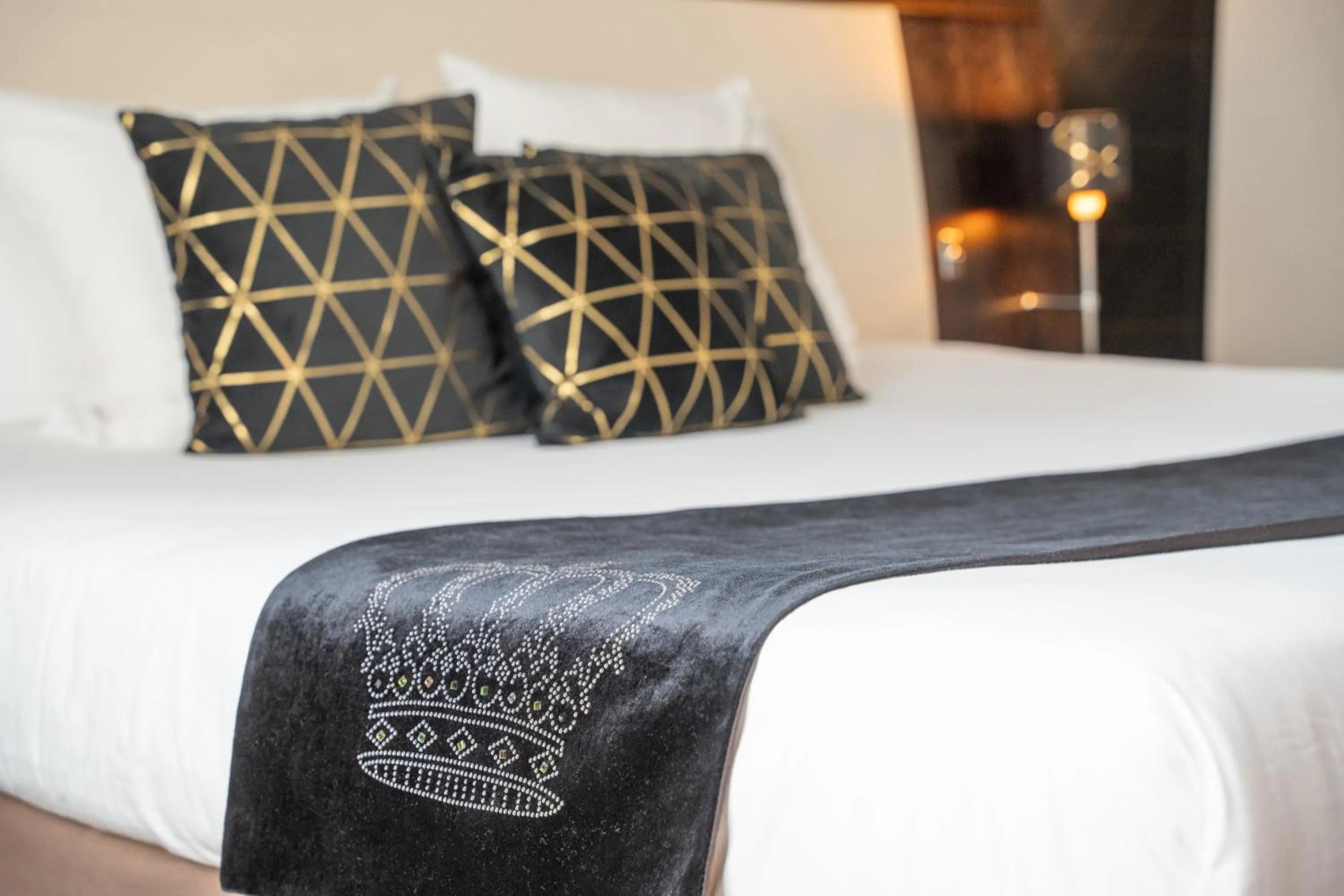 Bed in Mercure Le Mans Centre