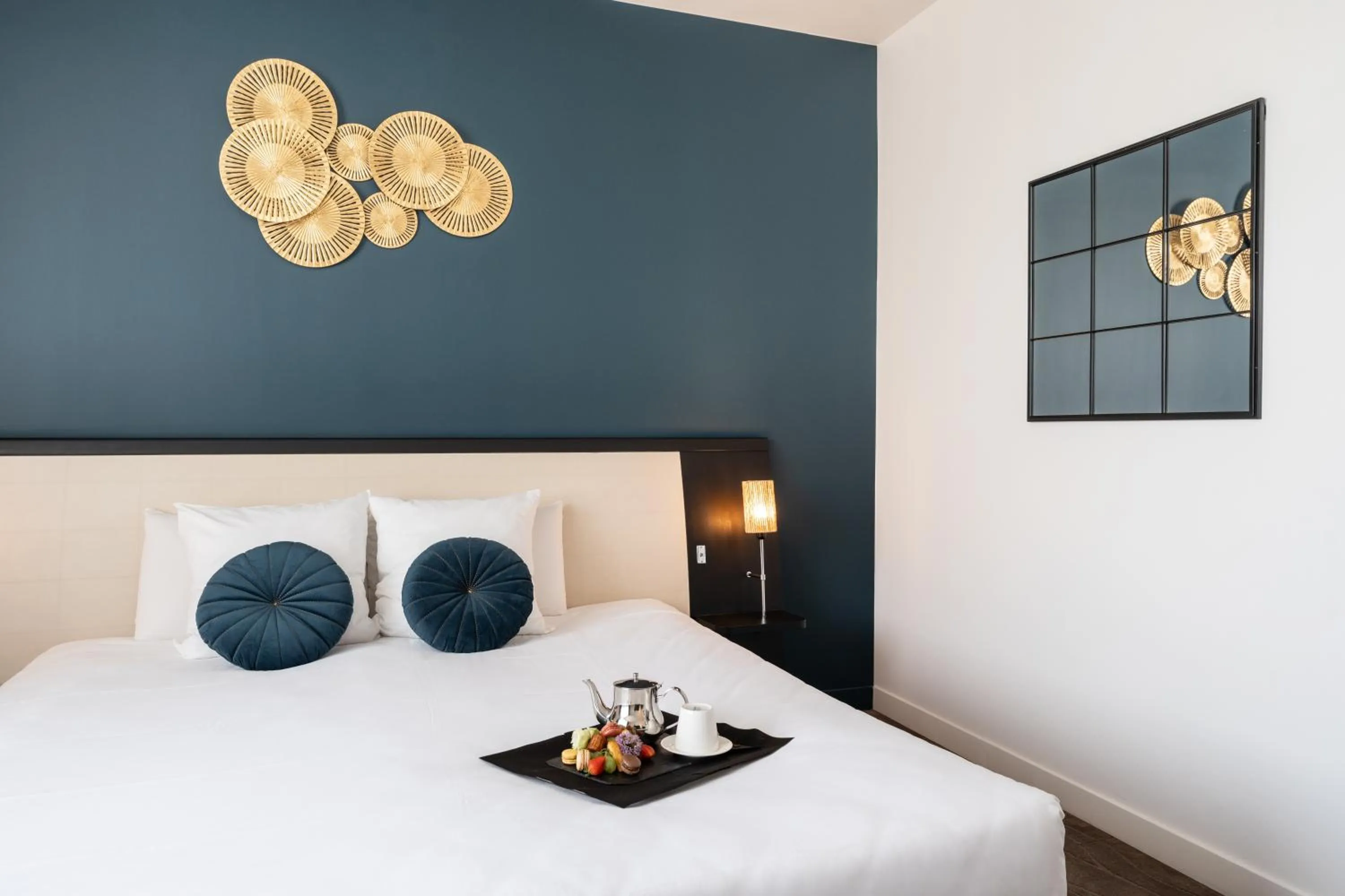 Bed in Mercure Le Mans Centre