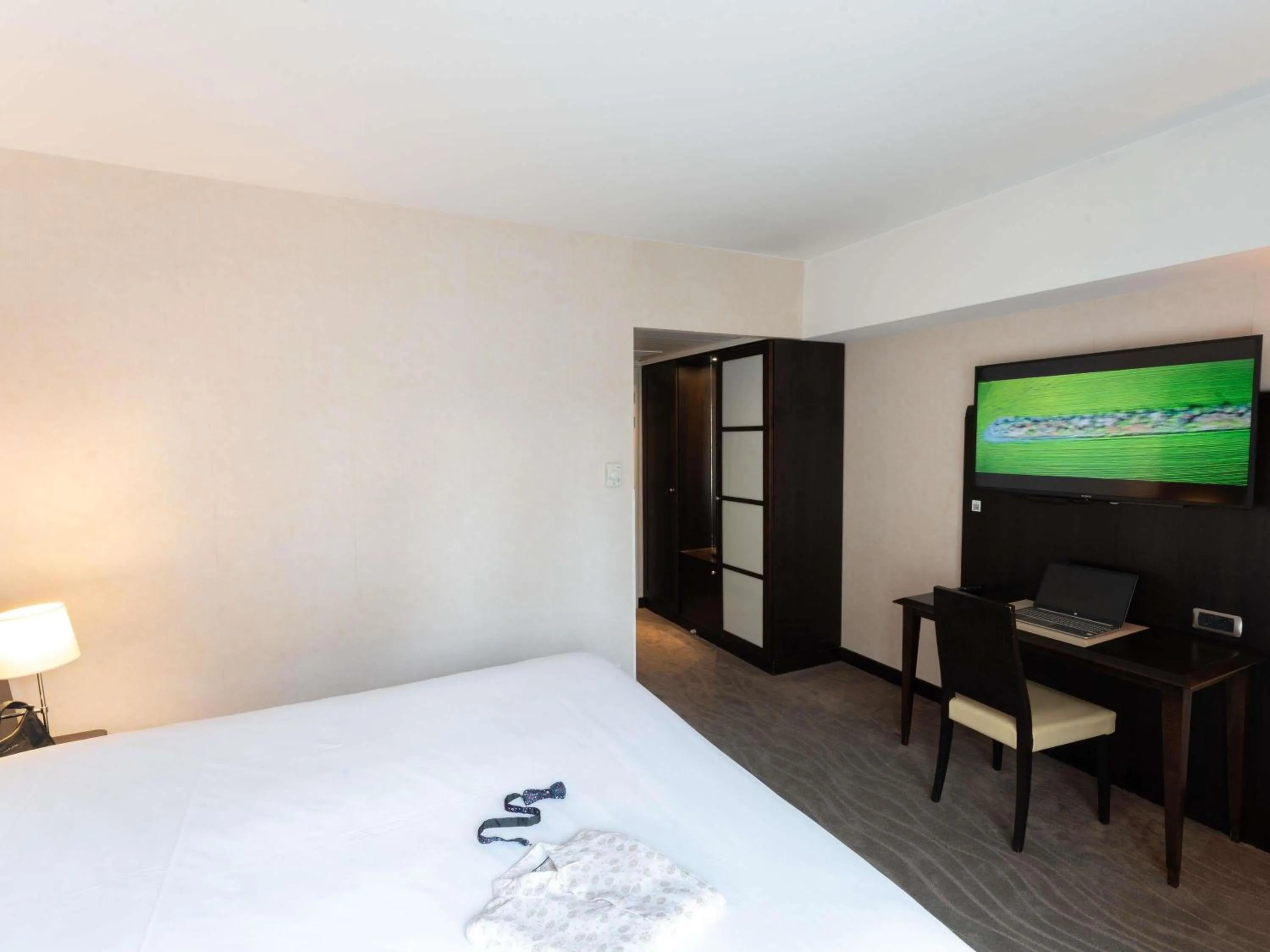 Bedroom, Bed in Mercure Le Mans Centre