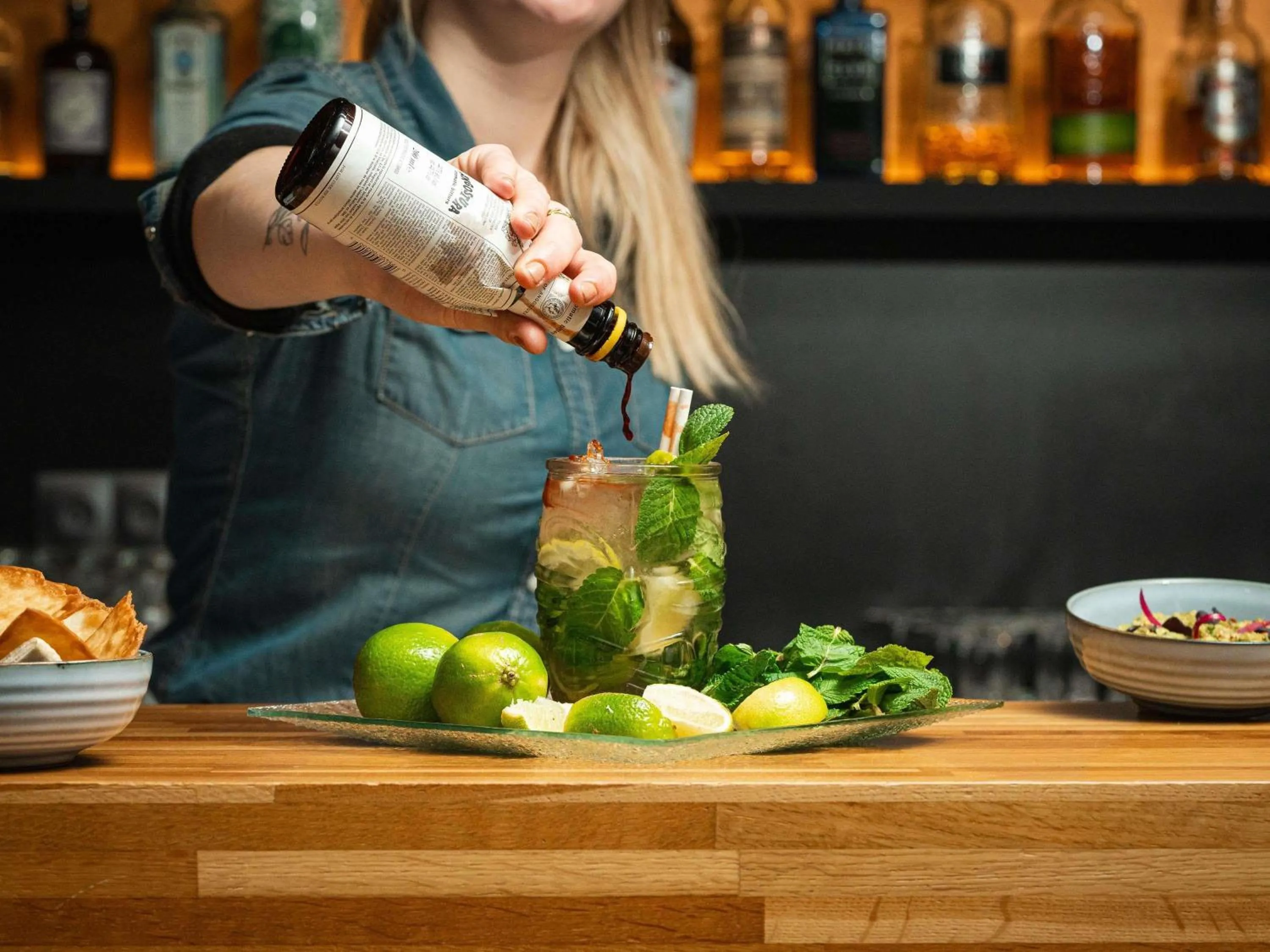 Lounge or bar in Novotel Lille Centre Gares