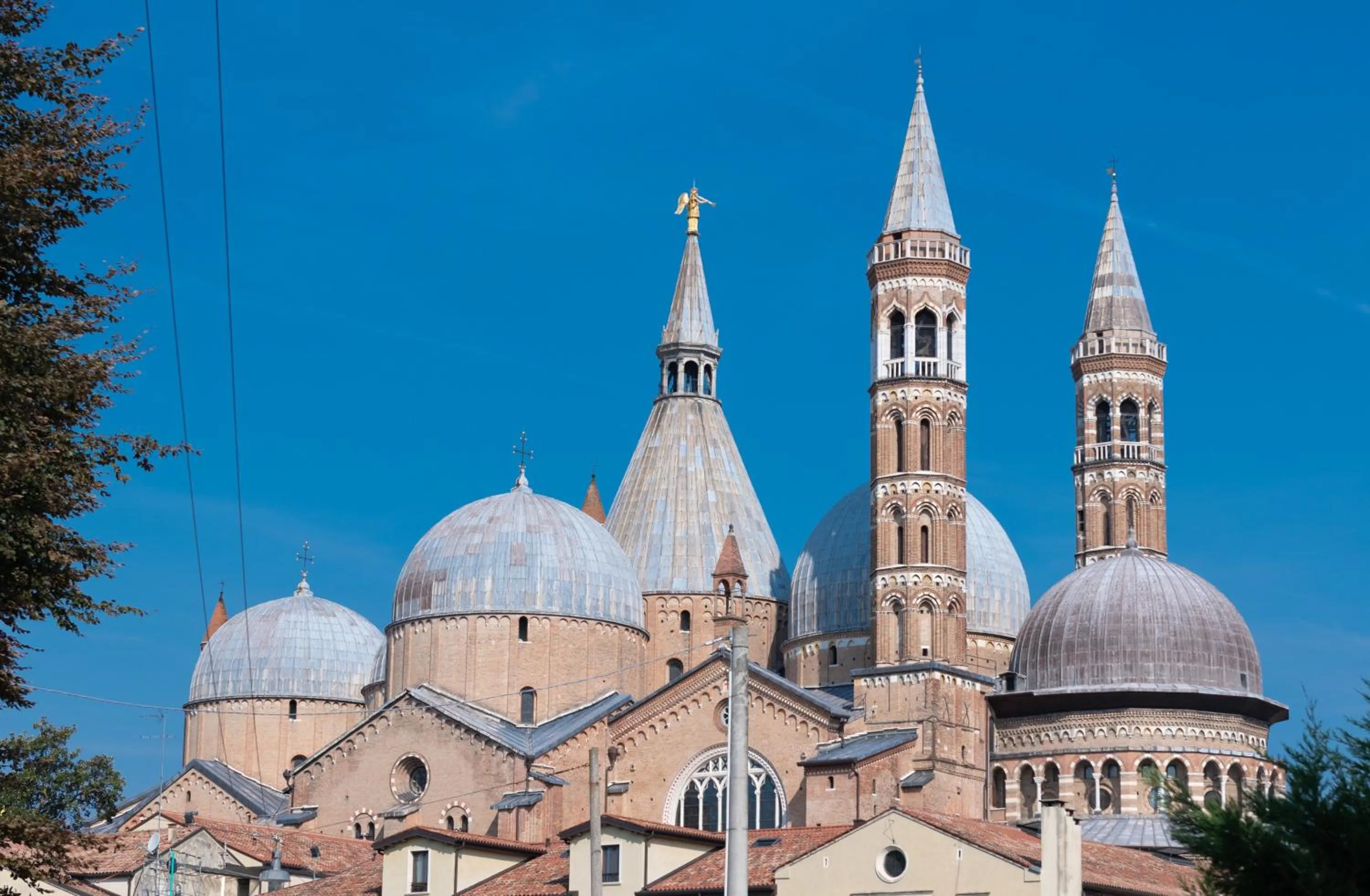 Property building in Hotel Canton dell'Orto