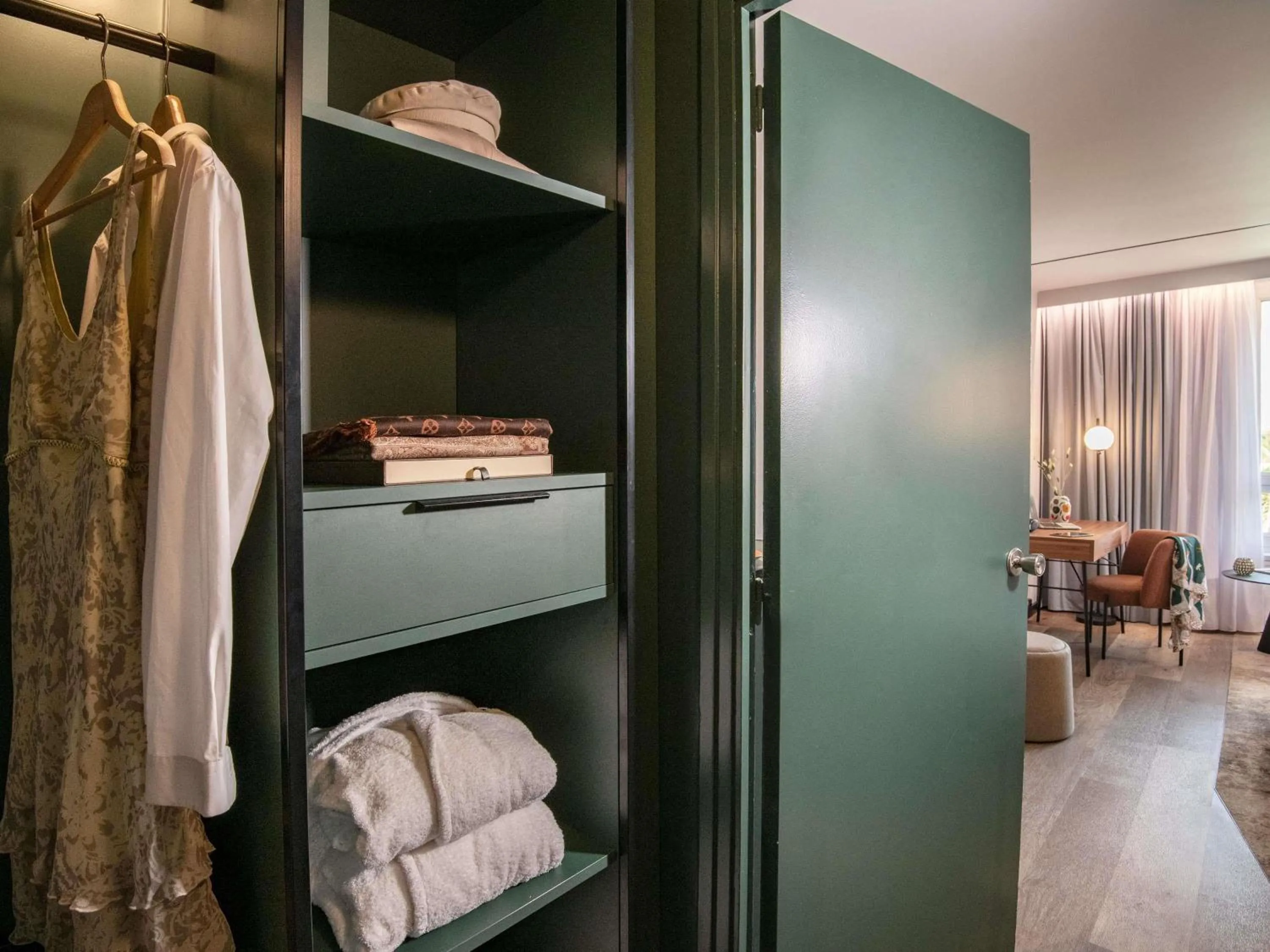 Bedroom in Novotel Nice Aéroport Cap 3000