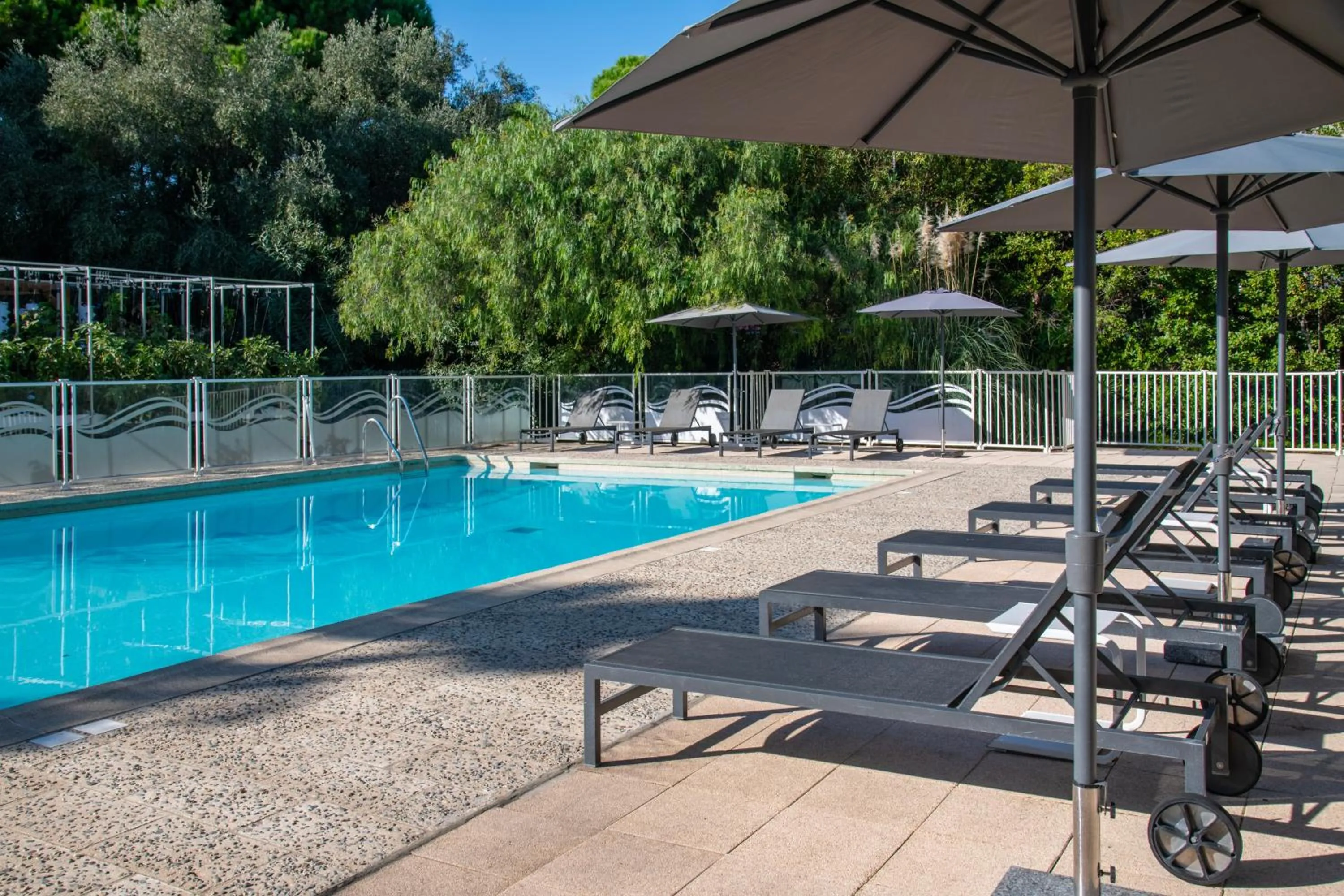 Swimming pool in Novotel Nice Aéroport Cap 3000