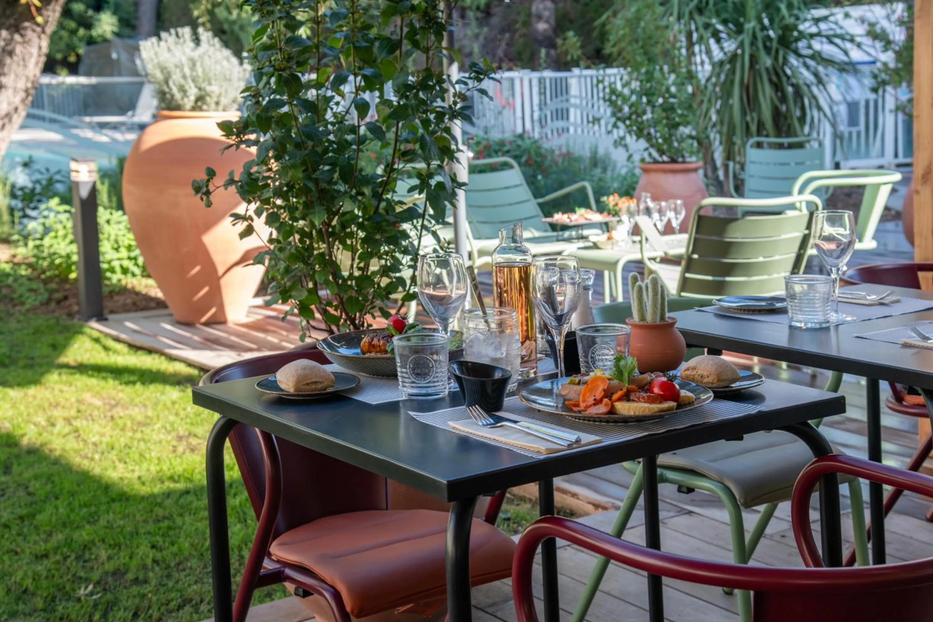 Patio in Novotel Nice Aéroport Cap 3000