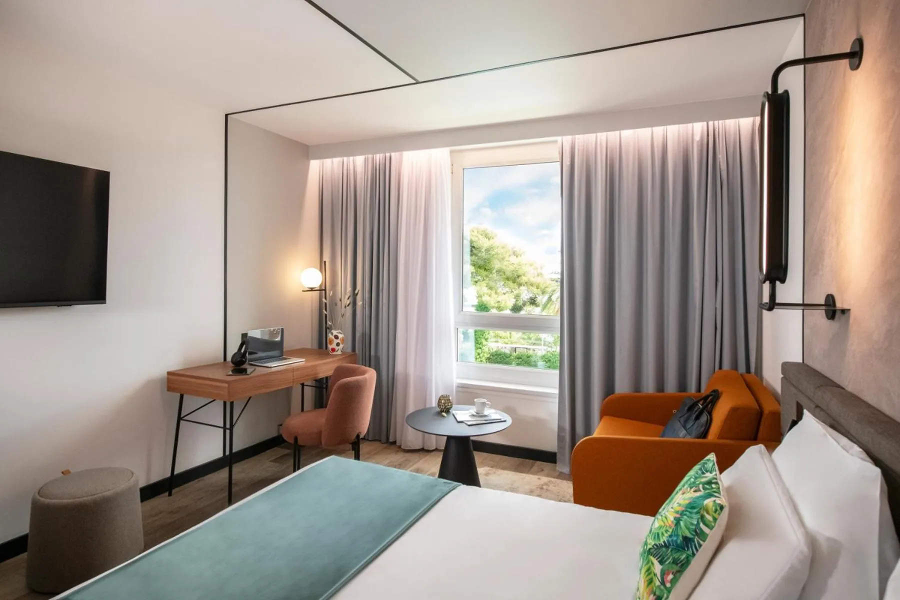 Bed in Novotel Nice Aéroport Cap 3000