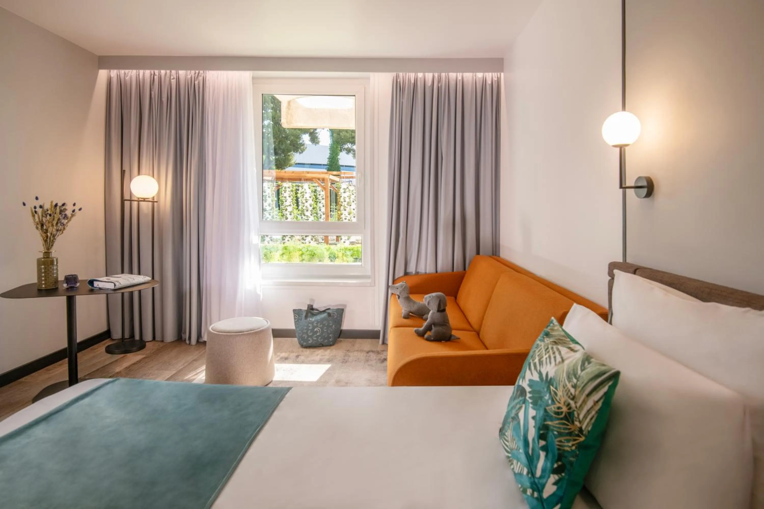 Bedroom, Bed in Novotel Nice Aéroport Cap 3000