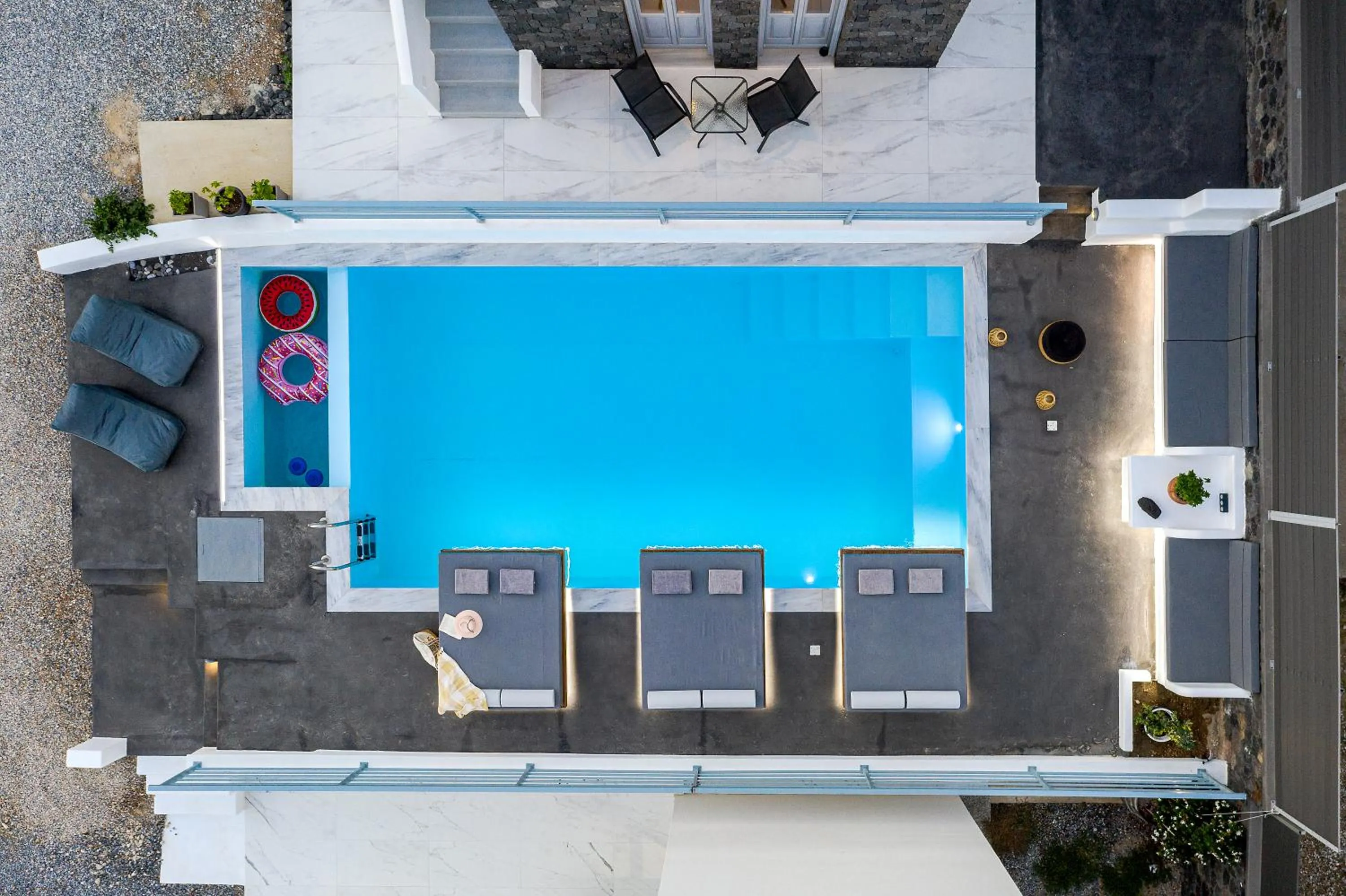 Swimming pool in BlackStone Luxury Suites