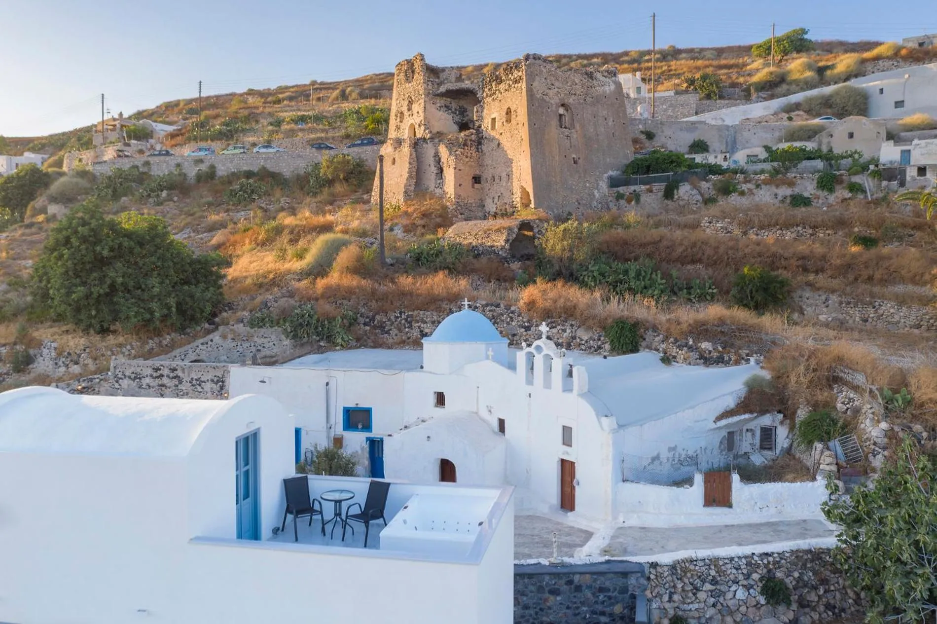 BlackStone Luxury Suites