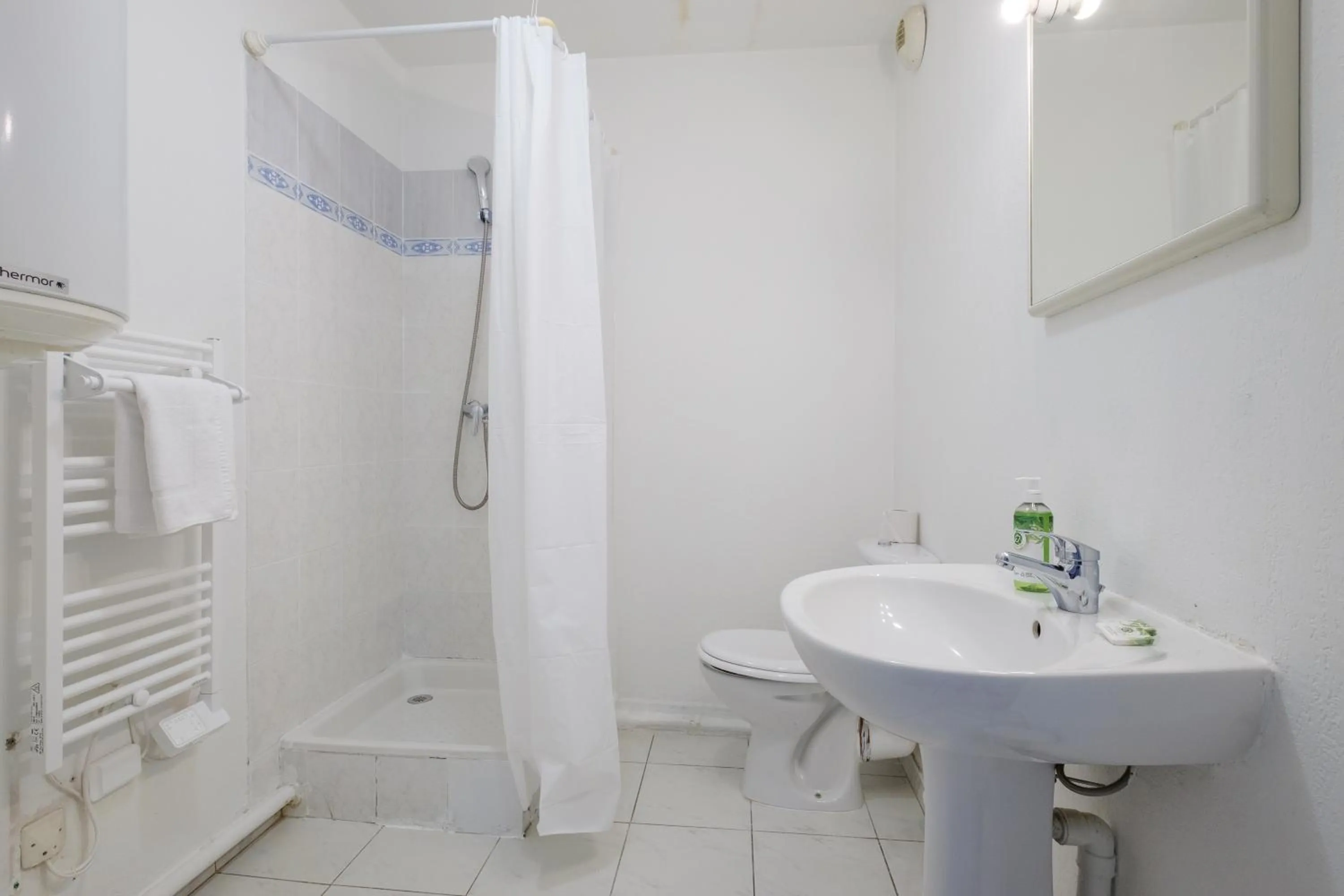 Bathroom in Residhotel Cannes Festival