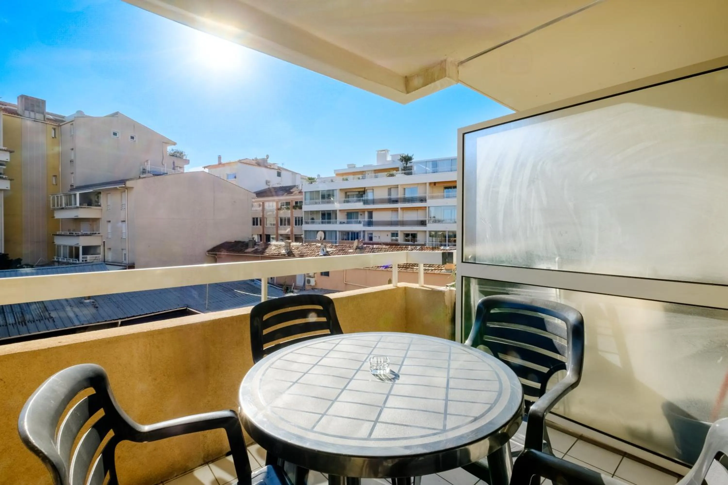 Balcony/Terrace in Residhotel Cannes Festival