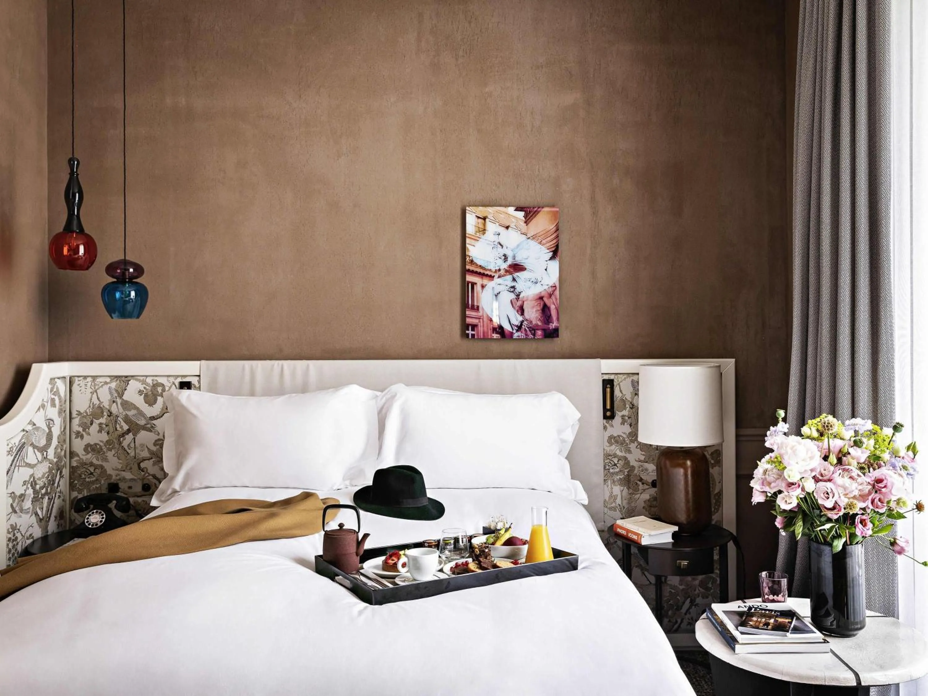 Bedroom, Bed in Sofitel Le Scribe Paris Opera