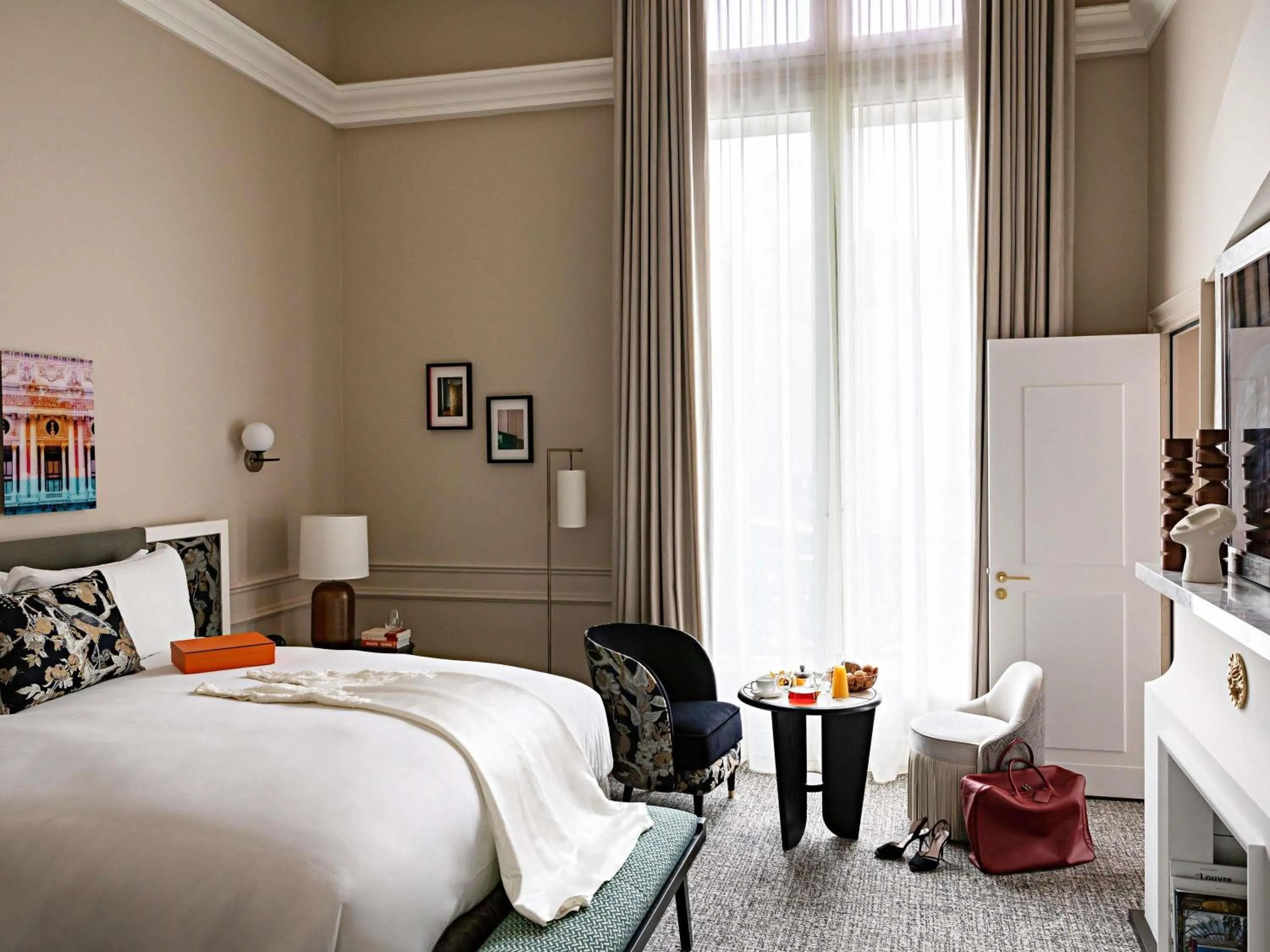 Bedroom, Bed in Sofitel Le Scribe Paris Opera