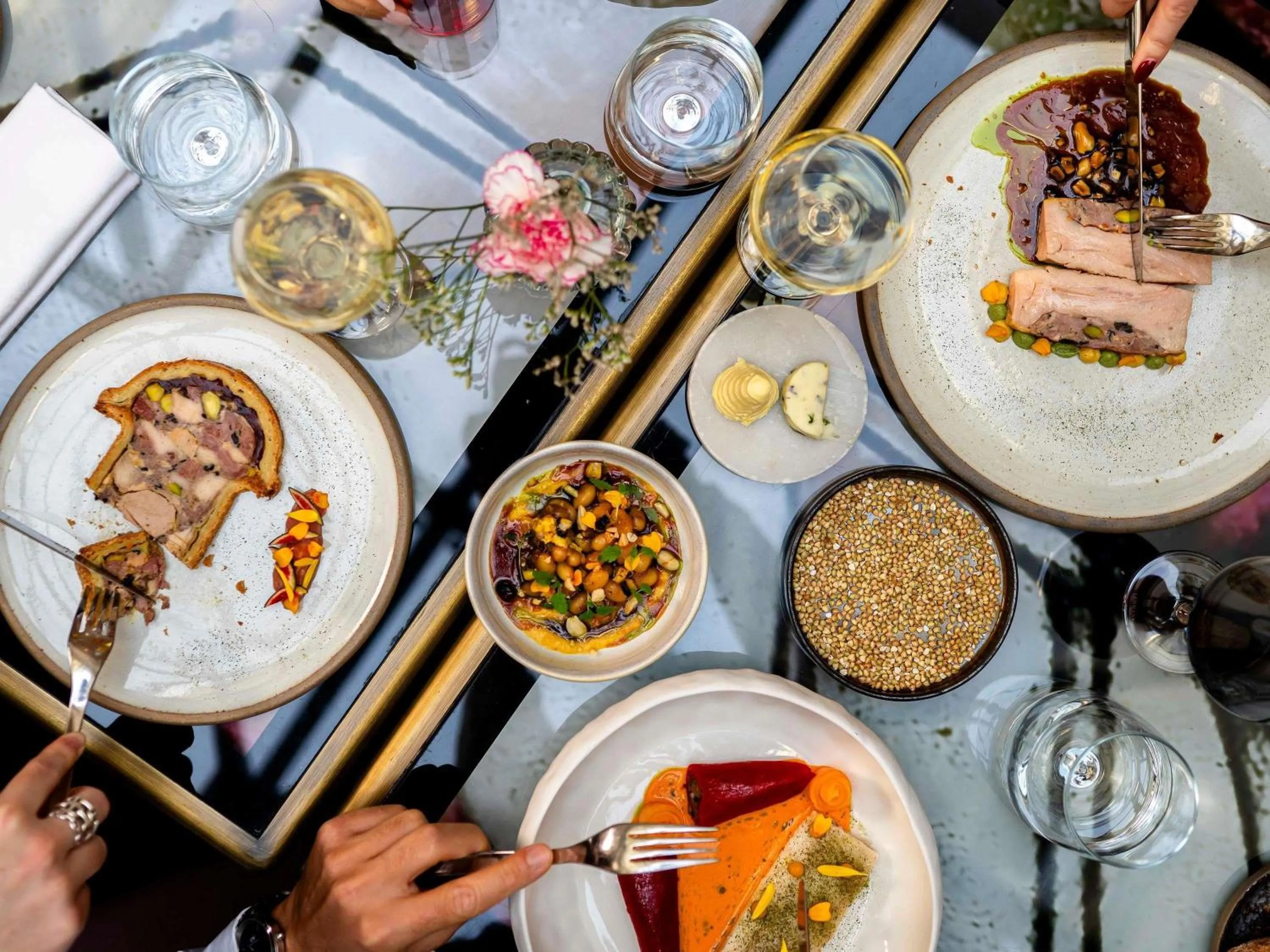 Restaurant/places to eat in Sofitel Le Scribe Paris Opera