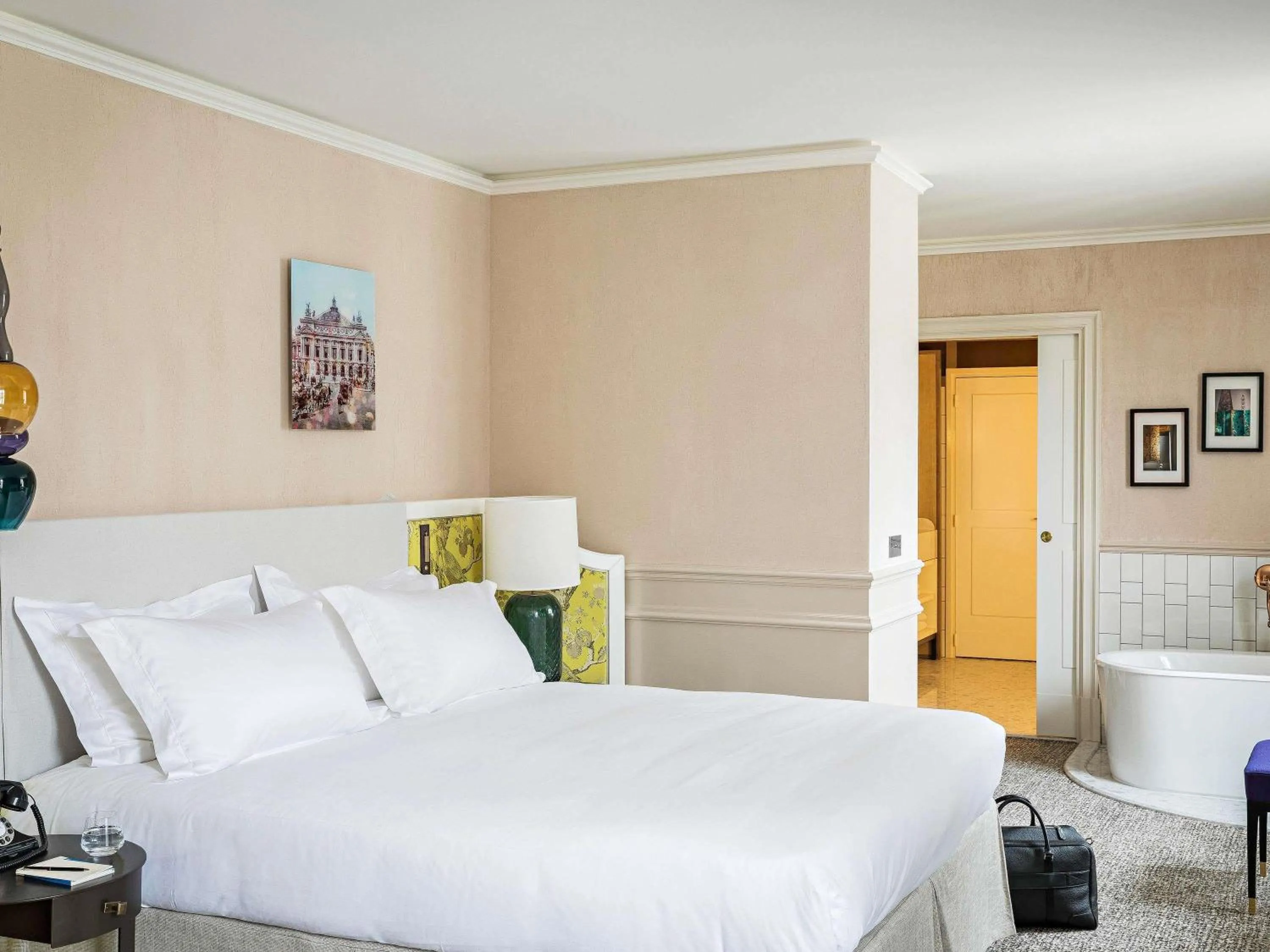 Bedroom, Bed in Sofitel Le Scribe Paris Opera