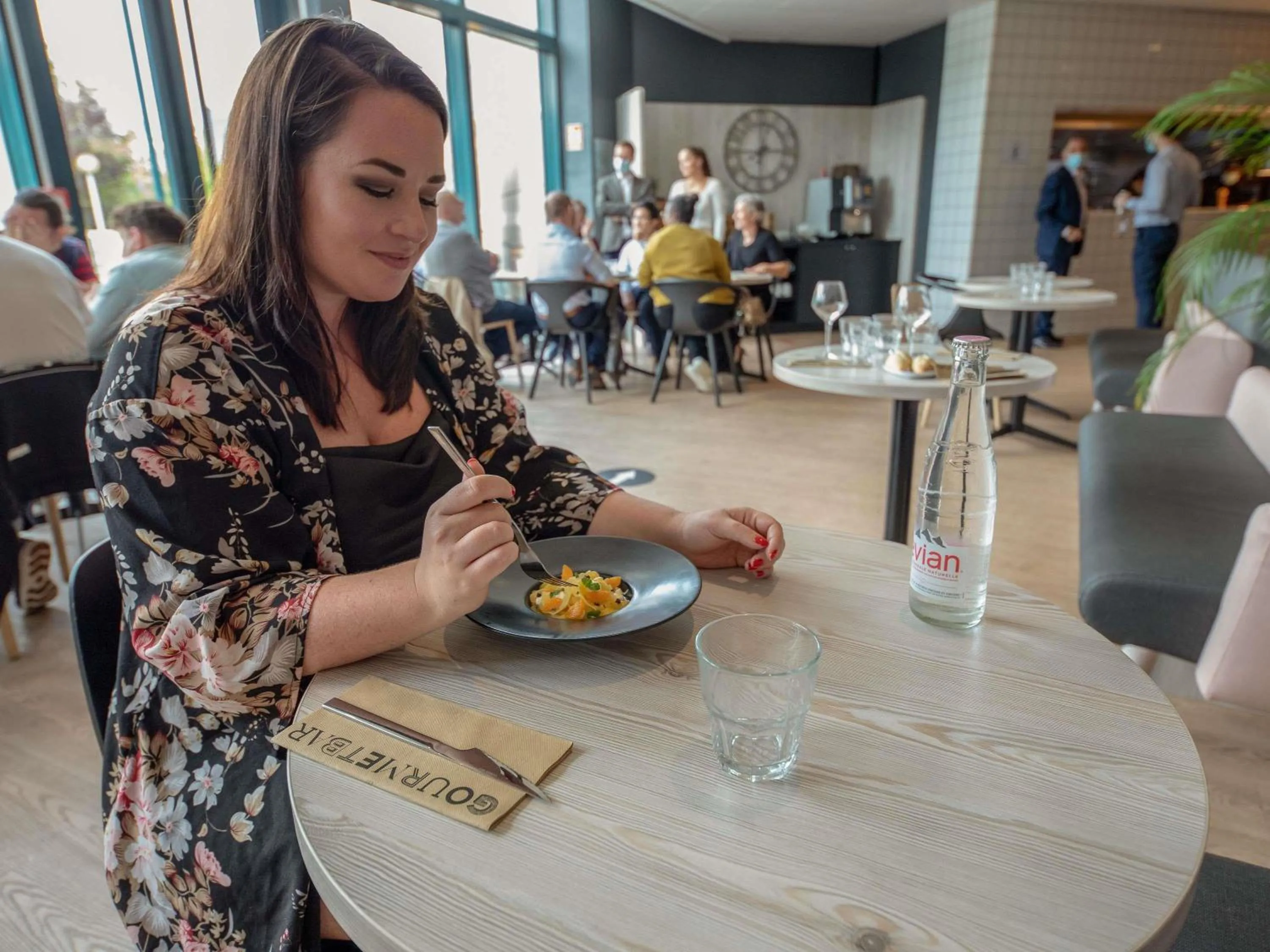 Lounge or bar in Novotel Marne-la-Vallée Noisy-le-Grand