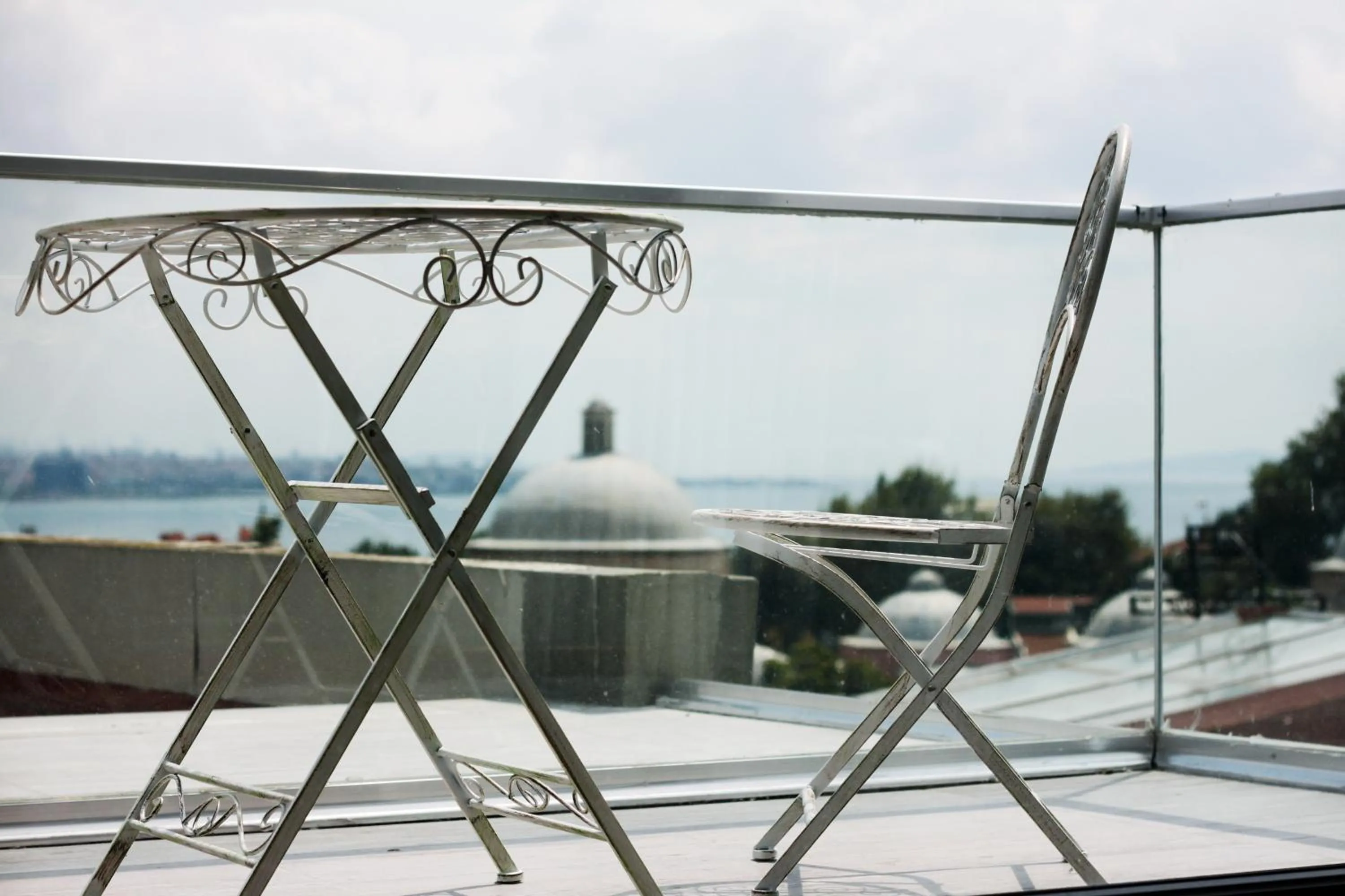 Day in Fuego Design Suites