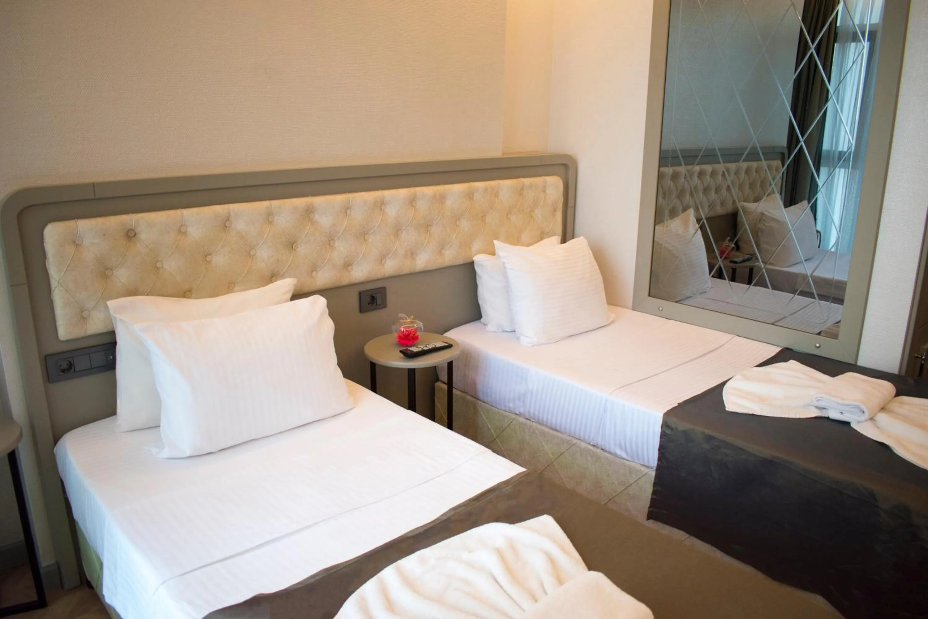 Photo of the whole room, Bed in Mayer Hotel Istanbul