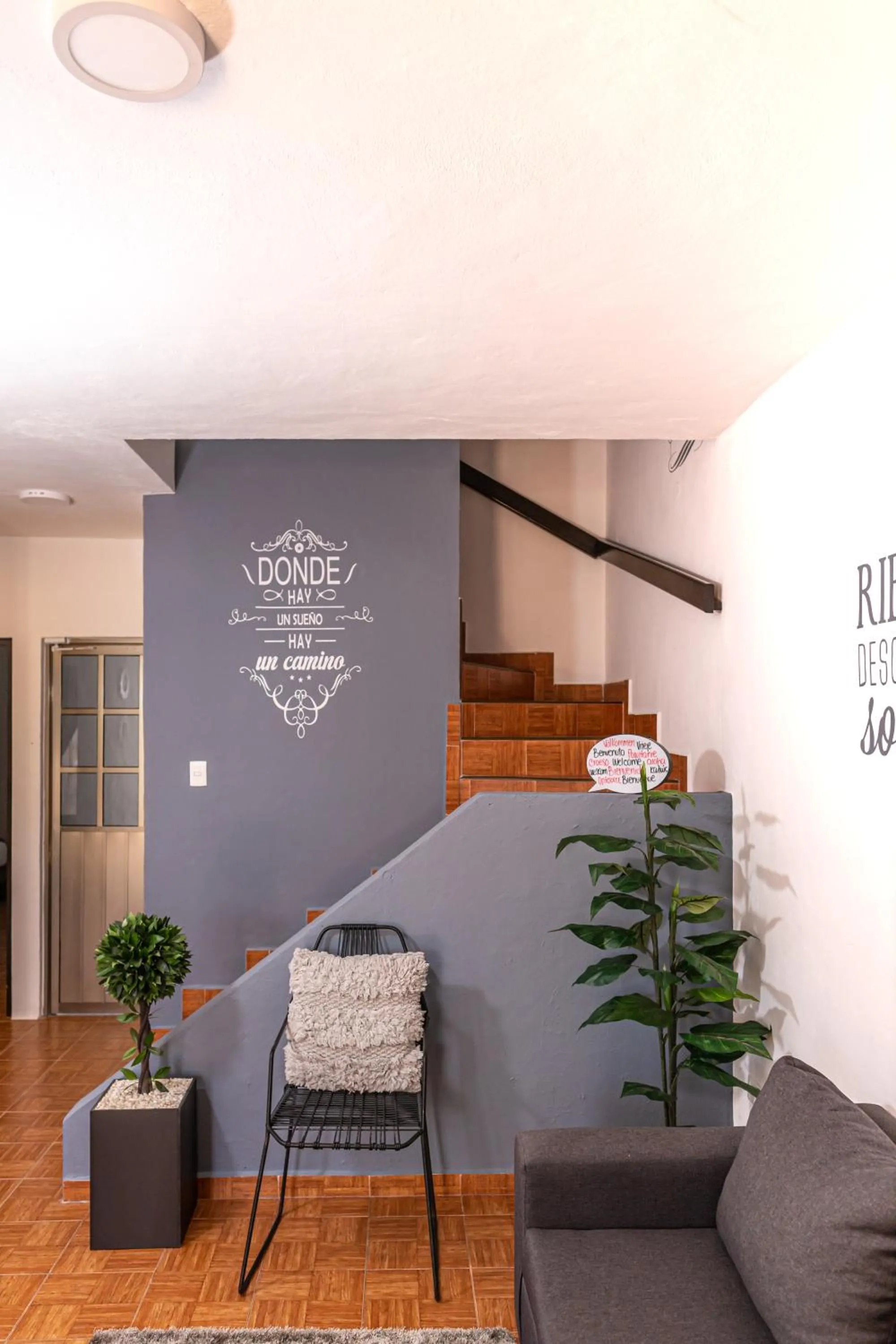 Living room in Santa Fe Studios And Suites