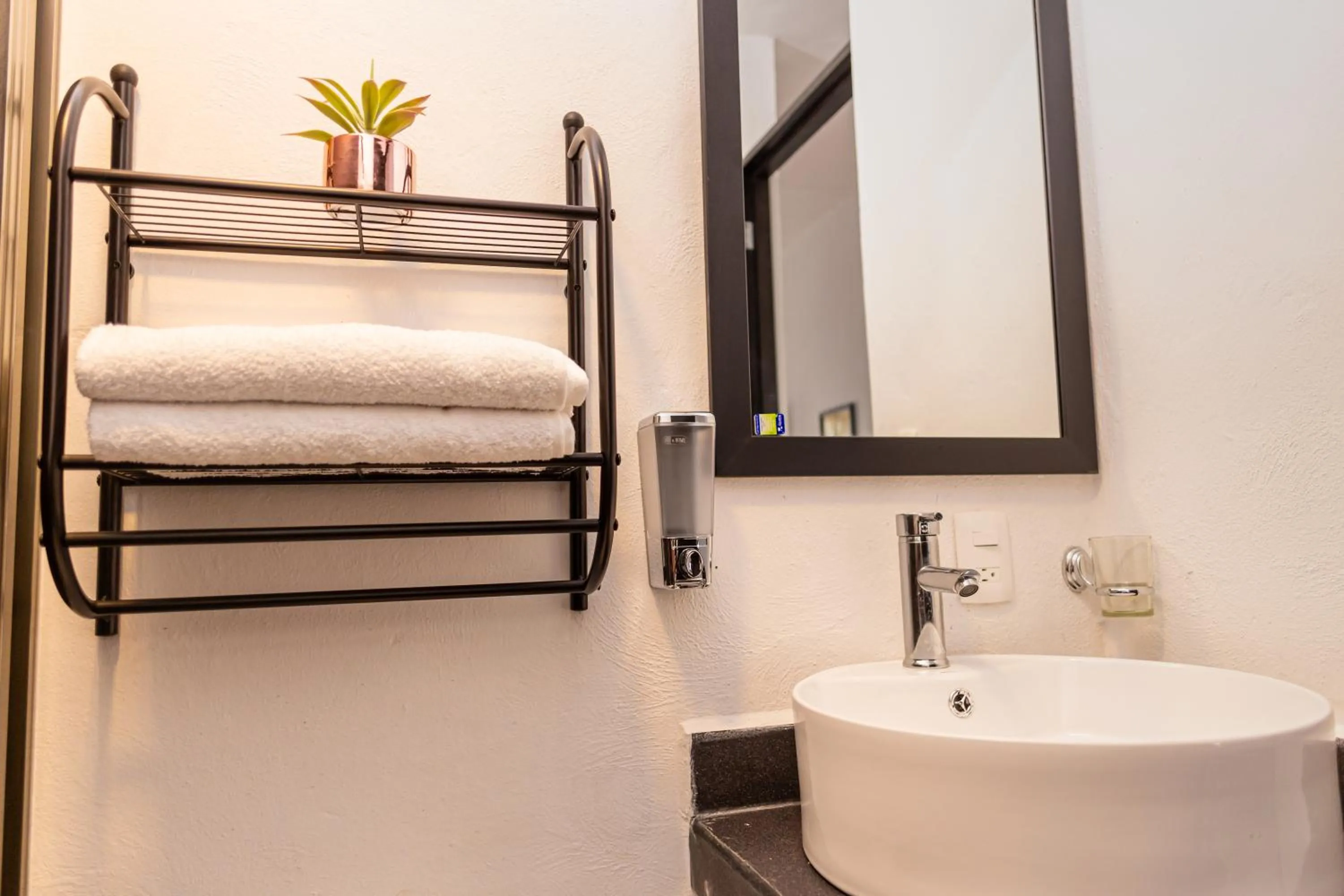 towels in Santa Fe Studios And Suites