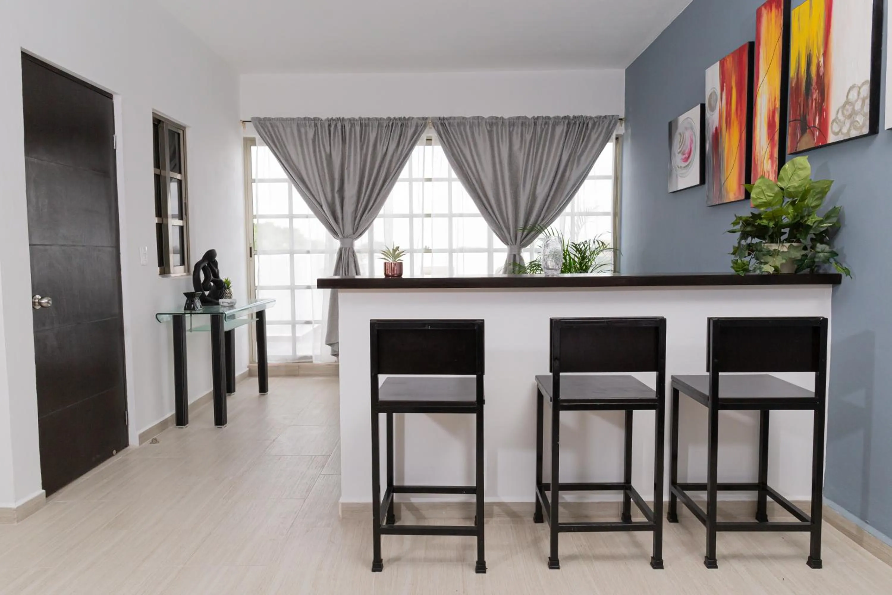 Living room in Santa Fe Studios And Suites