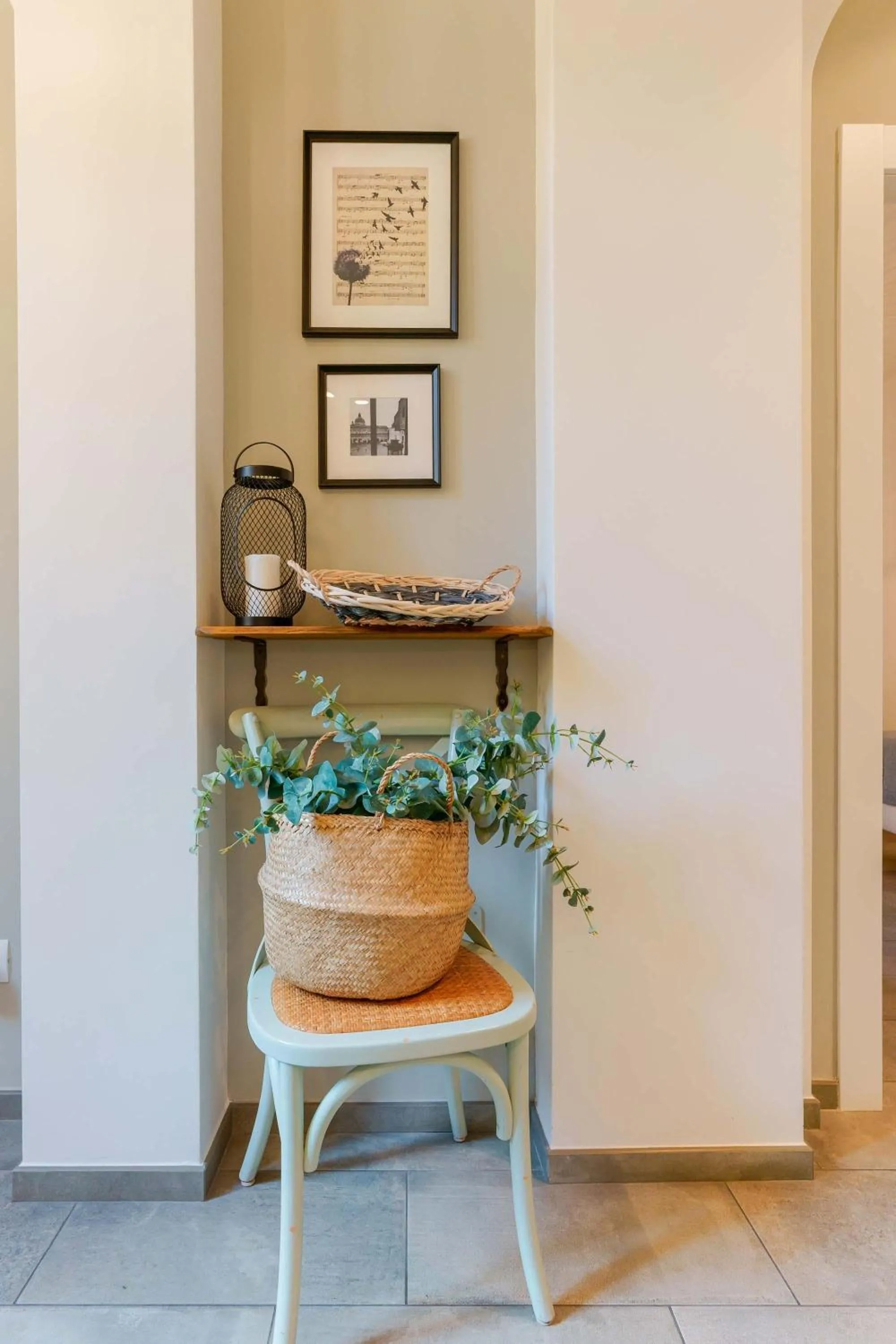 Decorative detail in B&B Il Viaggio Bologna