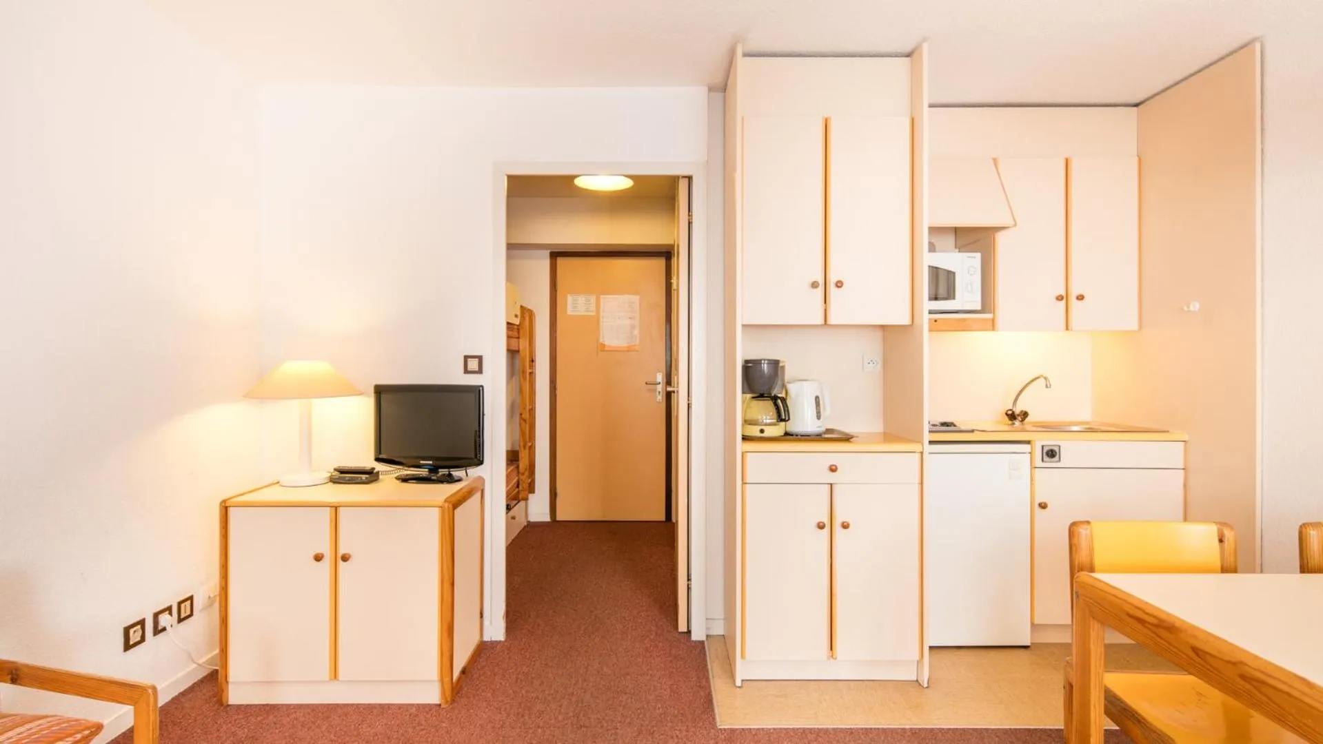 Kitchen or kitchenette in Vacancéole - Résidence La Croix Margot