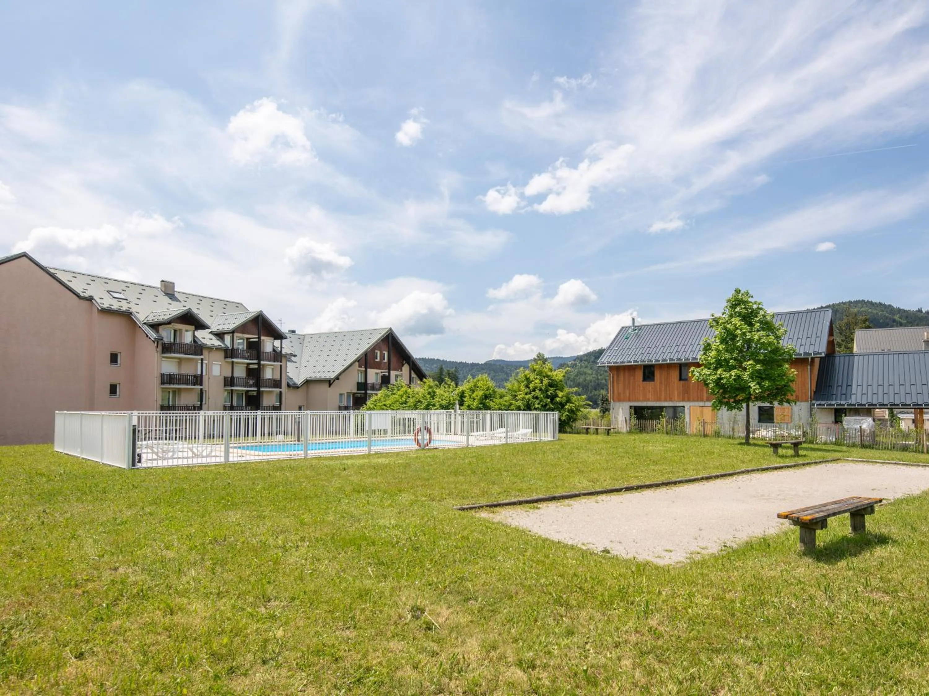 Swimming pool in Vacancéole - Résidence La Croix Margot
