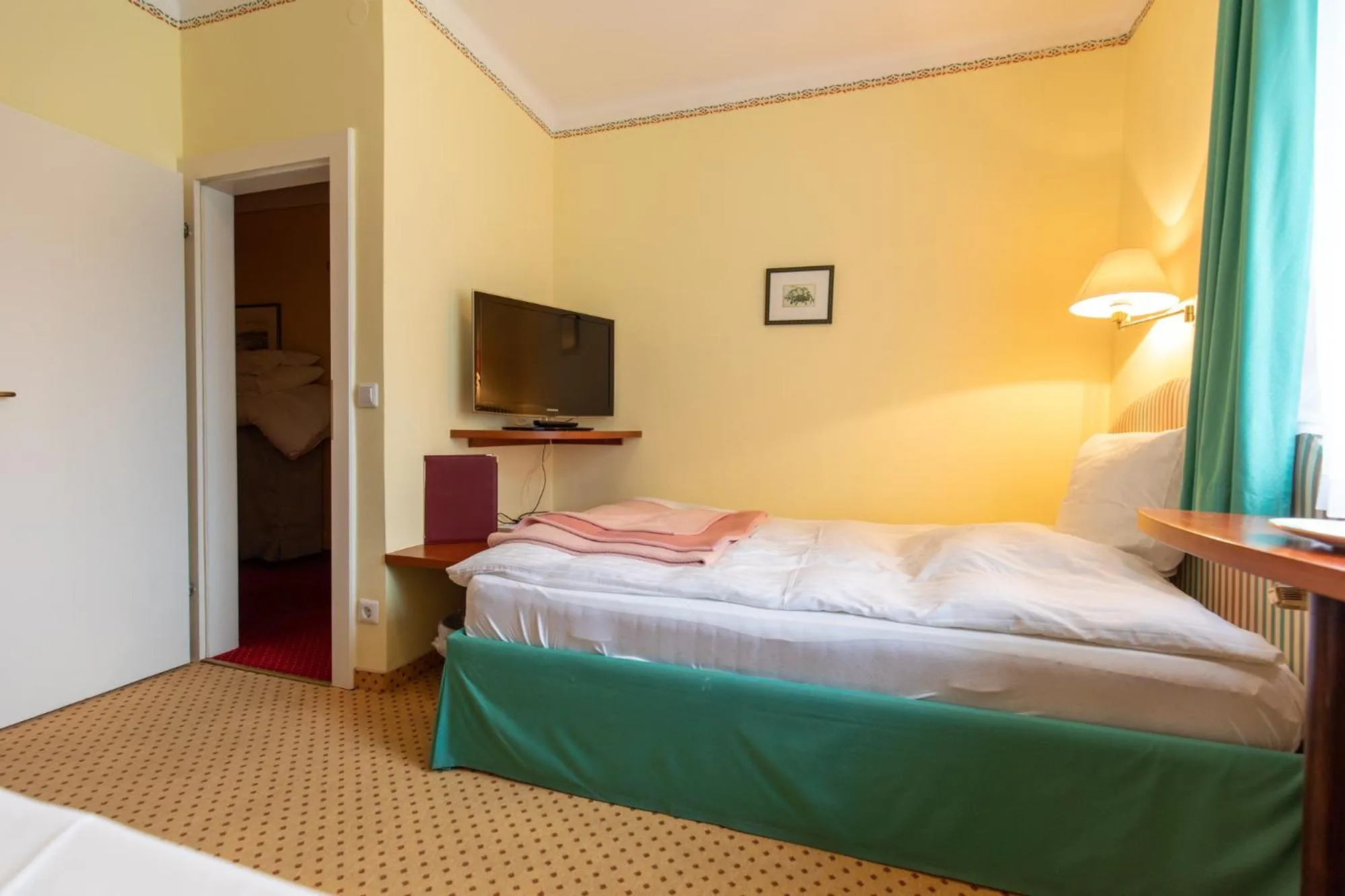 Photo of the whole room in Gästehaus Pension Ria