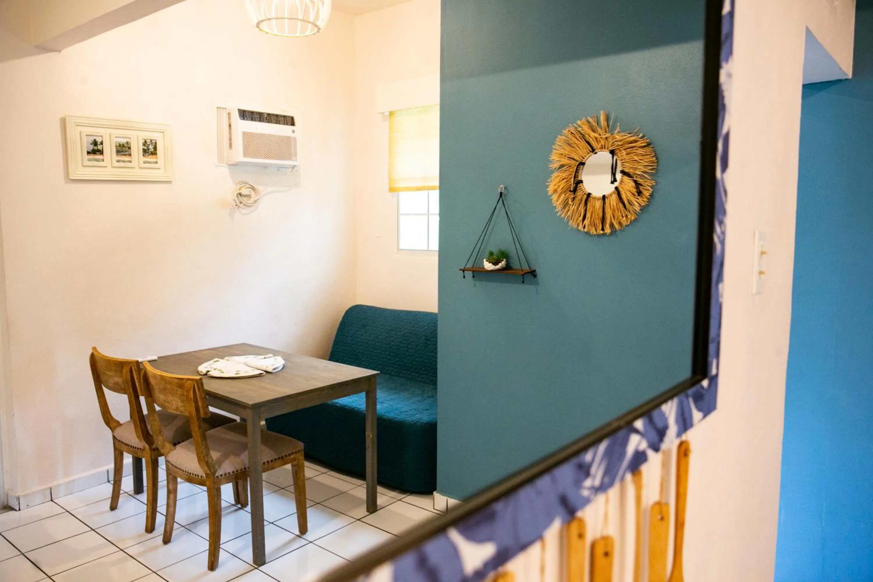 Numero Uno Beach Apartments